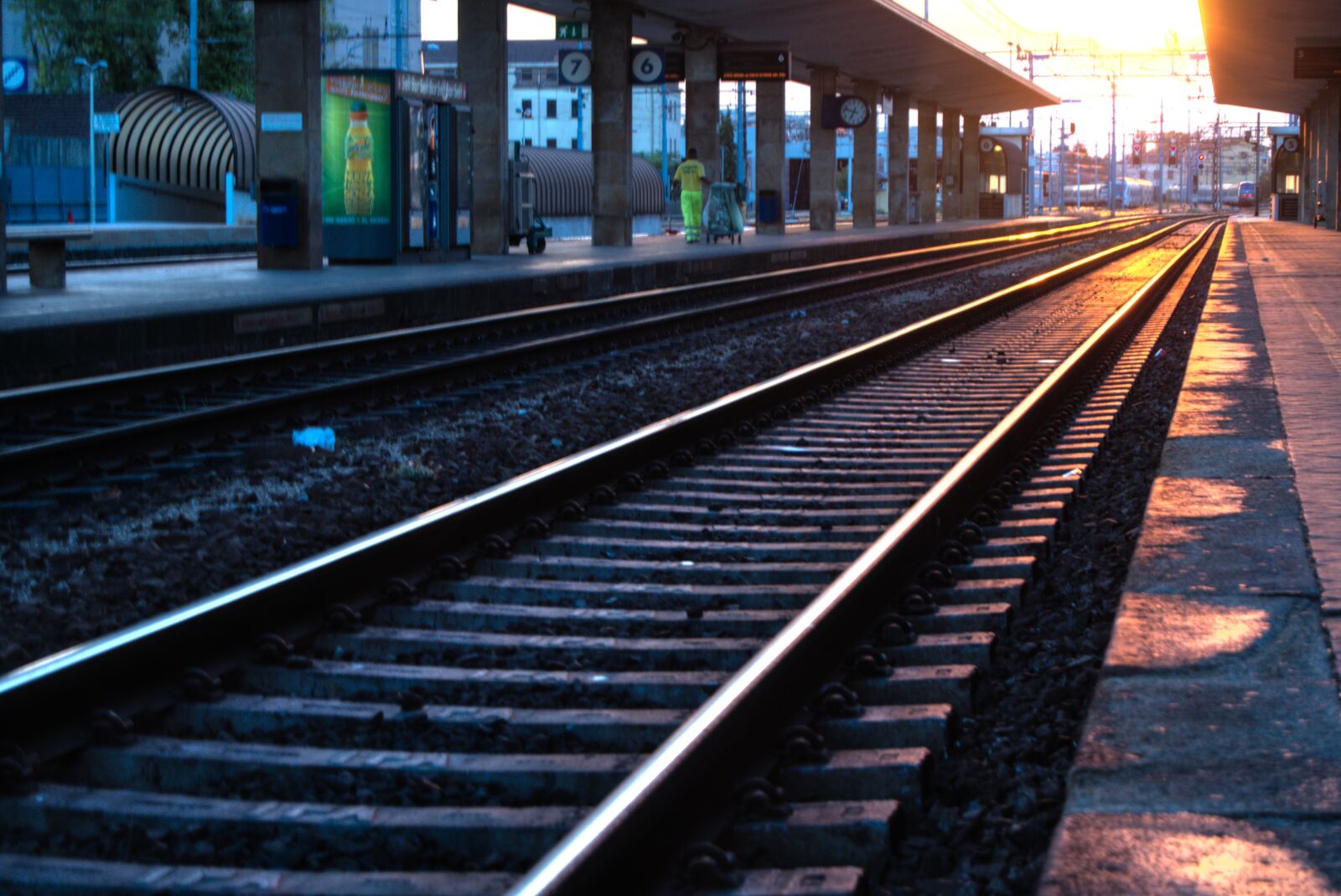 Nikon D5100 sample photo. Binary, dawn, trip photography