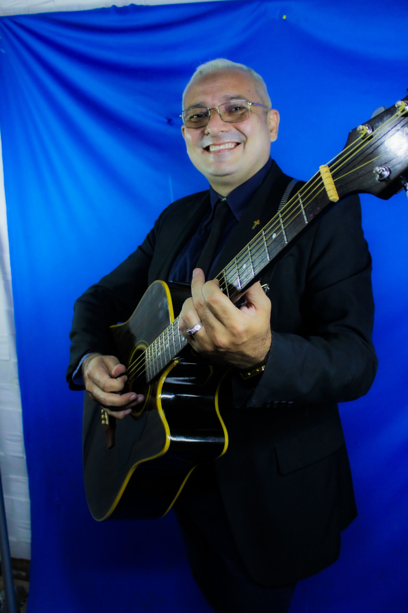 Canon EOS 600D (Rebel EOS T3i / EOS Kiss X5) sample photo. Music, guitar, inspires you photography