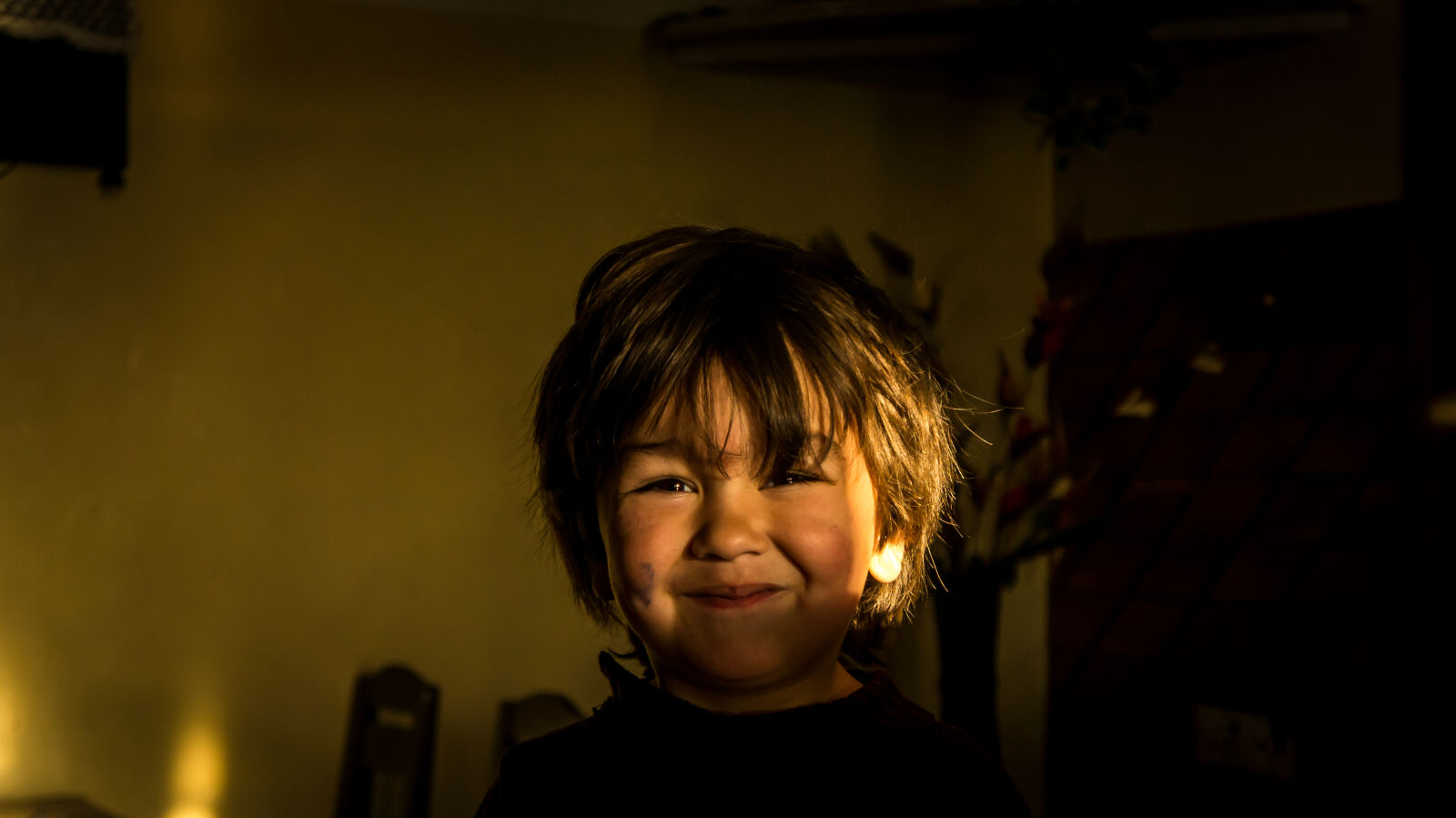 Sony Alpha NEX-5N sample photo. Boy, in, black, t photography