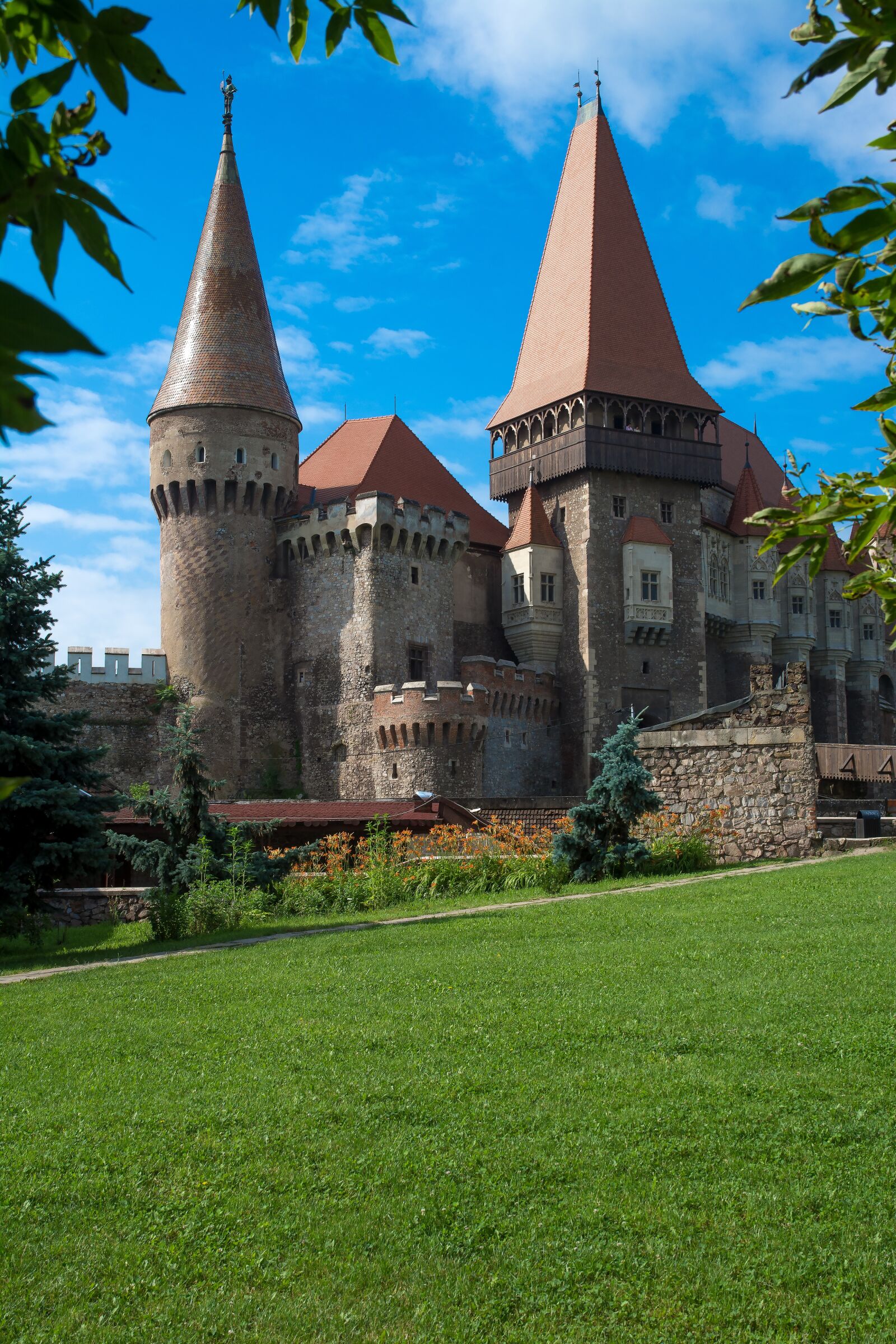 Nikon D7100 sample photo. Castle iron market, romania photography
