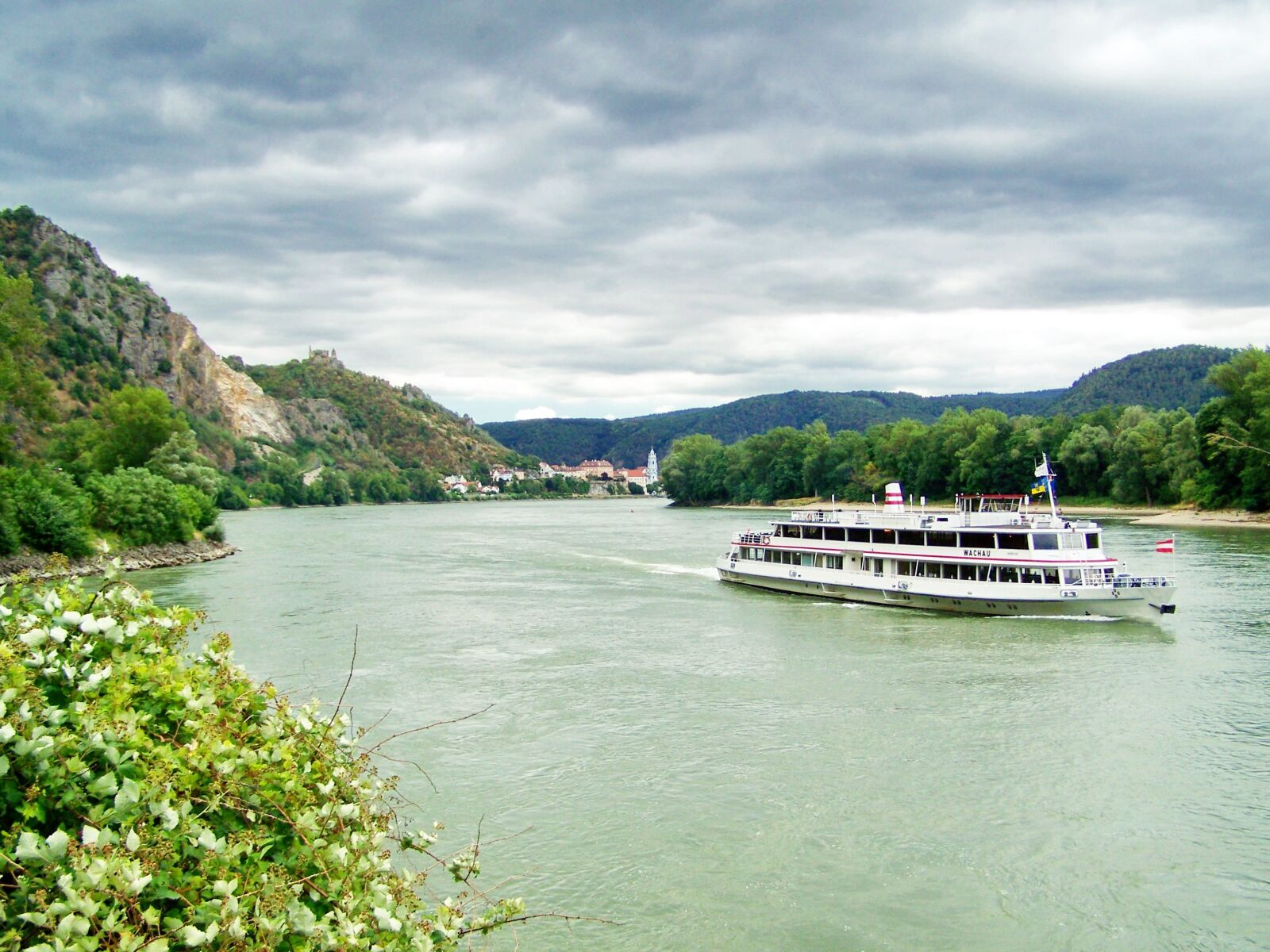 Kodak EASYSHARE ZD710 ZOOM DIGITAL CAMERA sample photo. Danube, wachau, austria photography