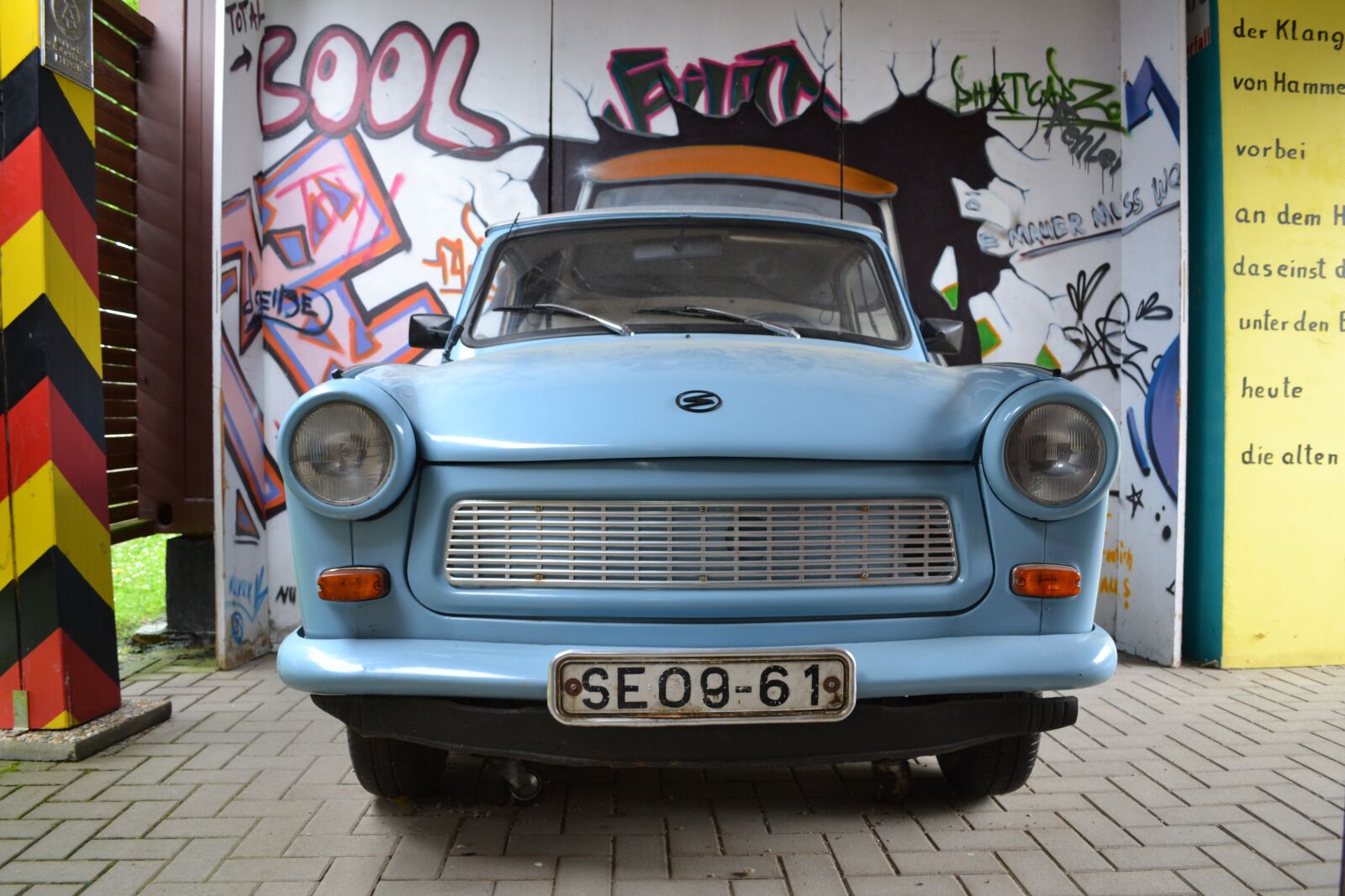 Nikon D3100 sample photo. Ddr, historically, auto photography