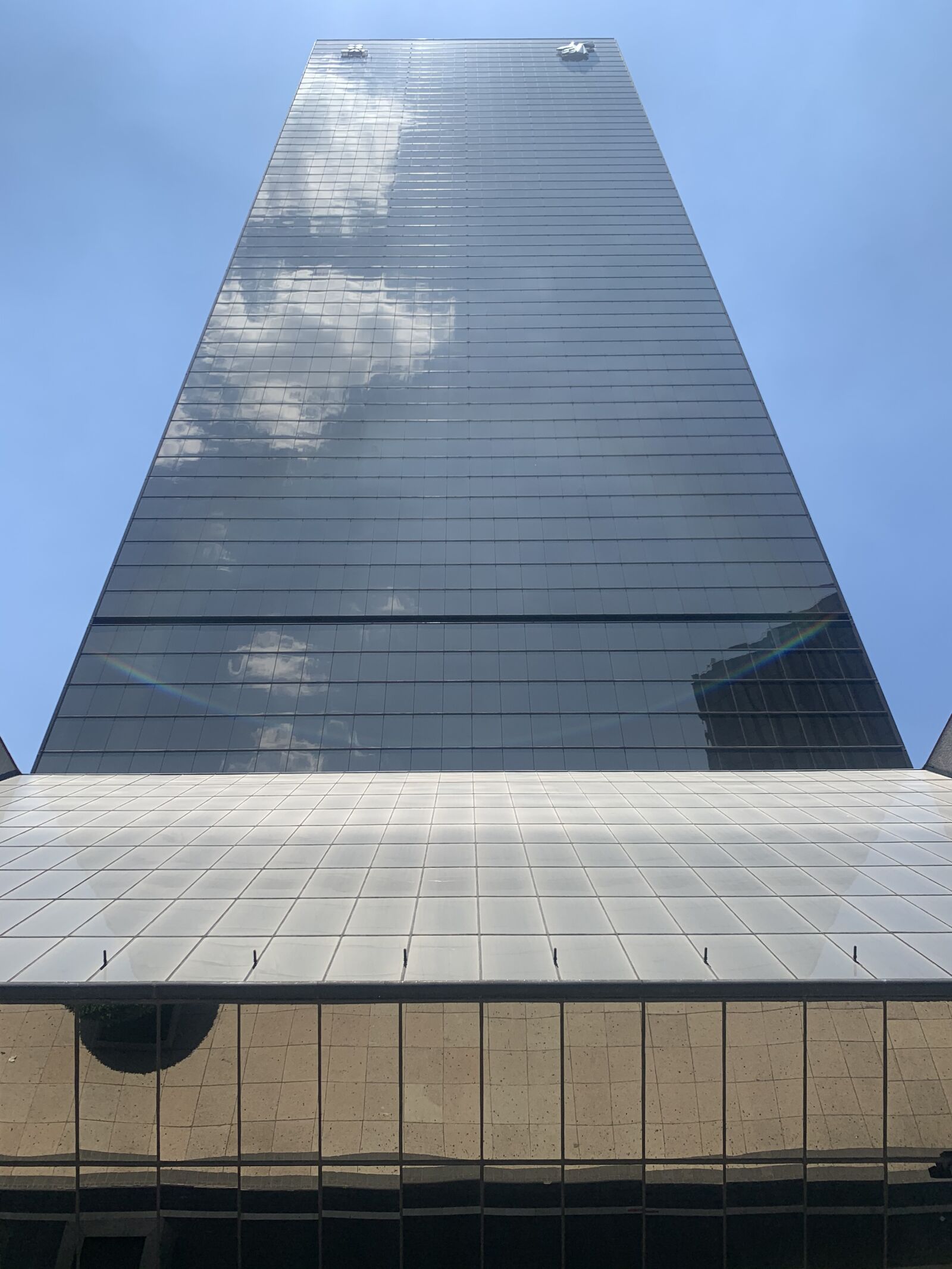iPhone XS Max back dual camera 4.25mm f/1.8 sample photo. Reforma, edificio, secretaria photography