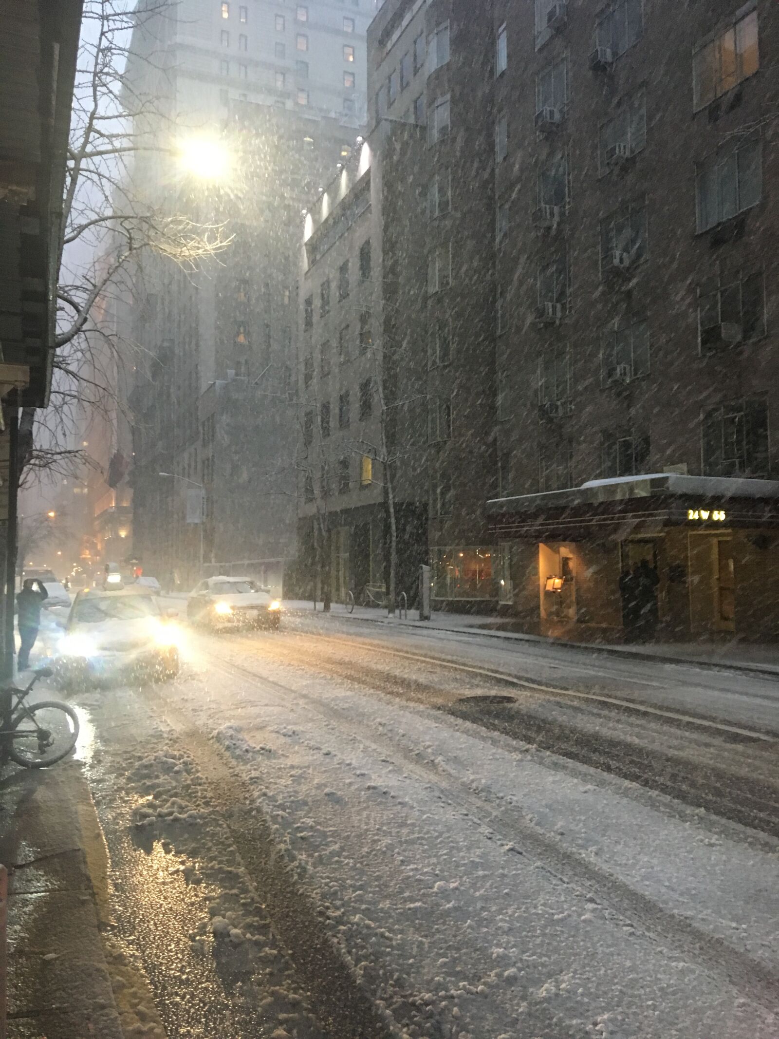 Apple iPhone 6s sample photo. New york, snow, night photography
