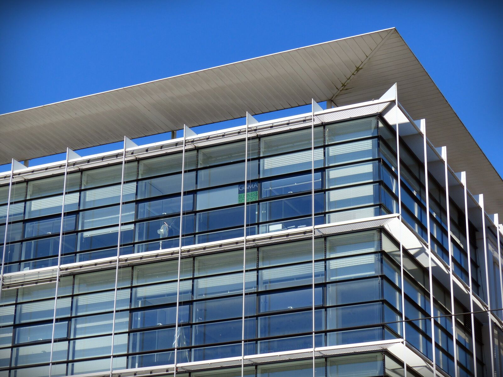 Panasonic Lumix DMC-FZ200 sample photo. Architecture, modern, building photography