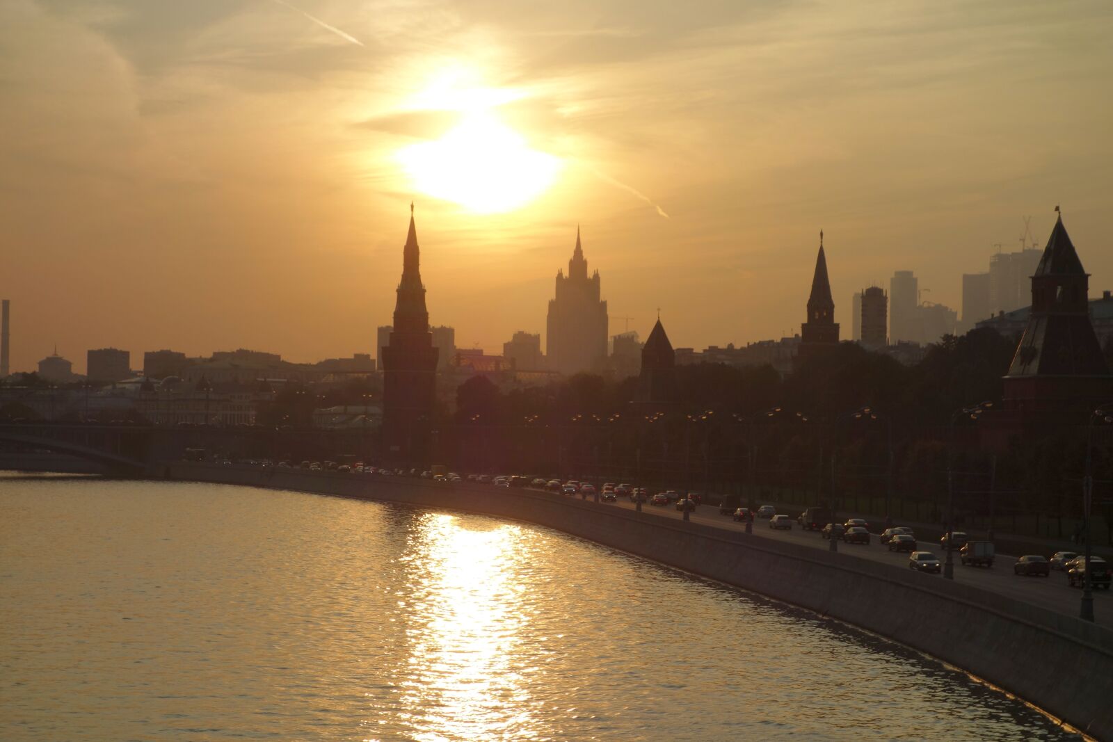 Sony Cyber-shot DSC-RX100 sample photo. Moscow, sunset, kremlin photography