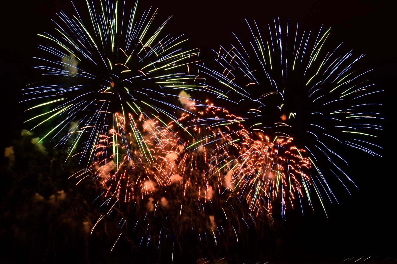 Nikon D5200 sample photo. Fireworks, no one, flash photography