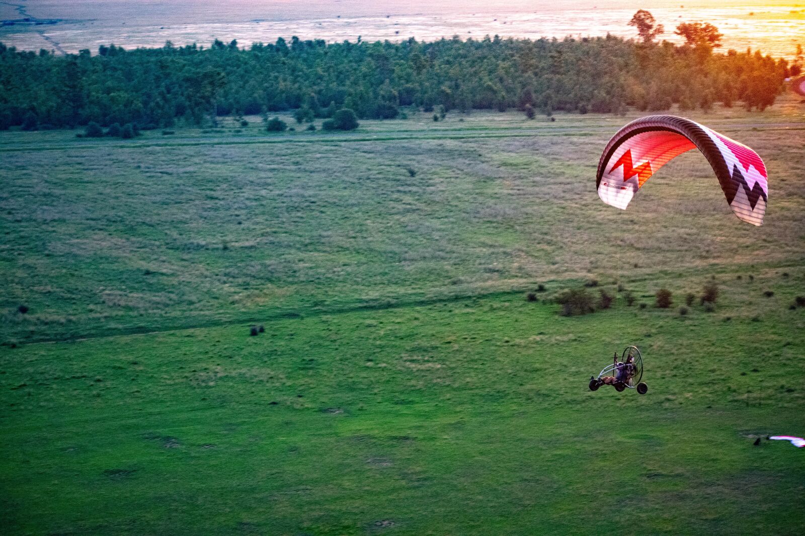 Nikon D3400 sample photo. Paramotor, flight, paragliding photography