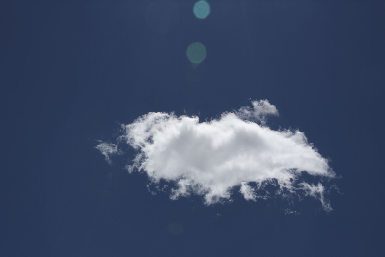 Canon EOS 700D (EOS Rebel T5i / EOS Kiss X7i) sample photo. Sky, cloud, blue photography