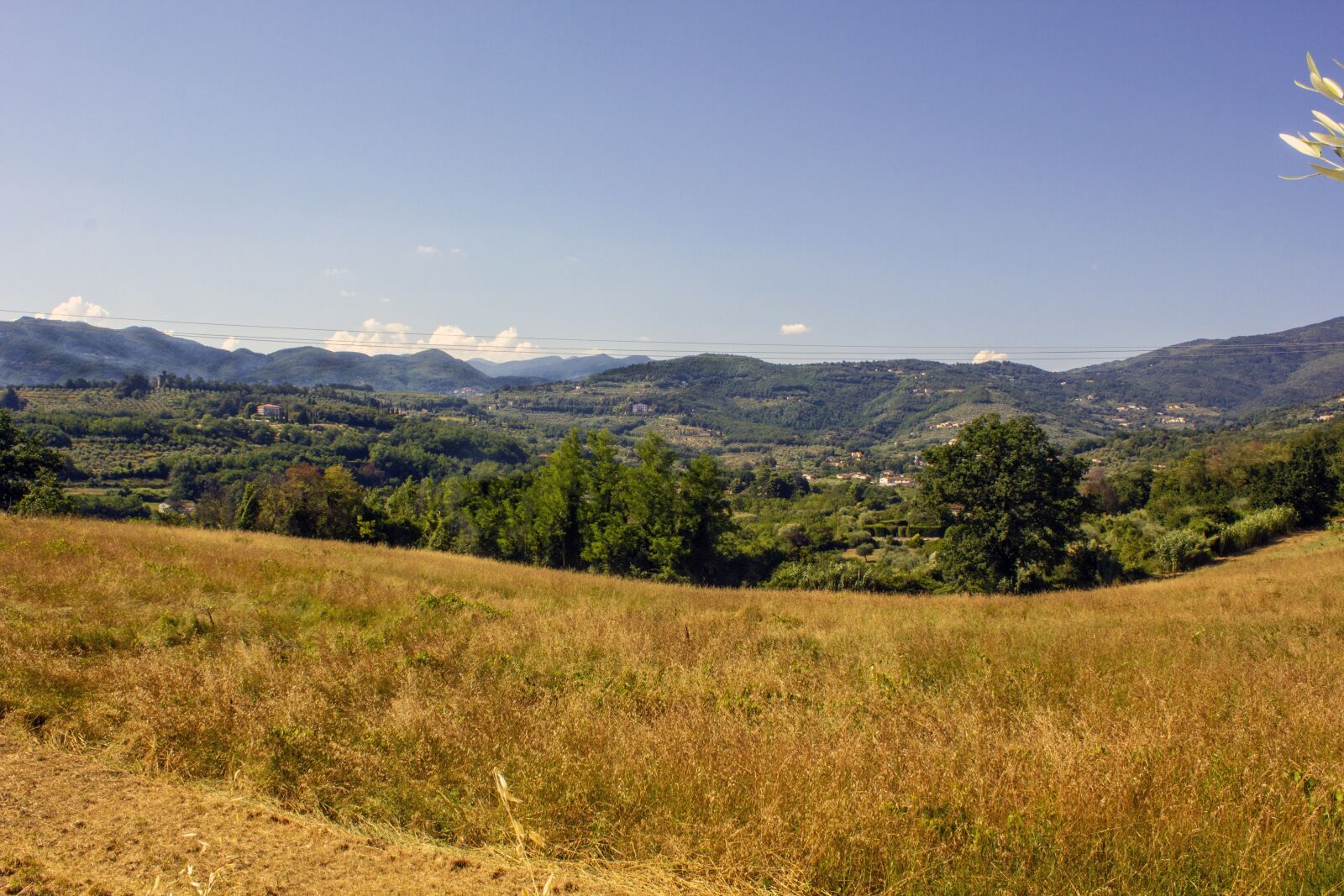 Canon EF-S 18-55mm F3.5-5.6 IS sample photo. Italy, tuscany, tourism photography