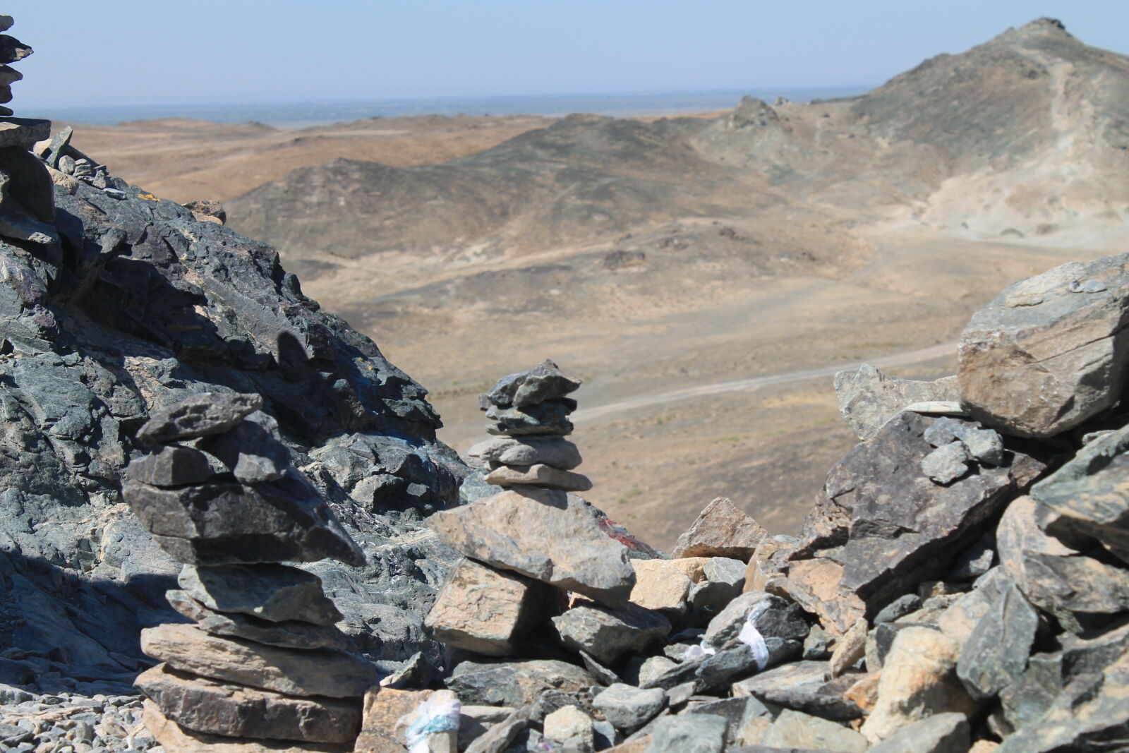 Canon EOS 1100D (EOS Rebel T3 / EOS Kiss X50) sample photo. Mountain, stones photography
