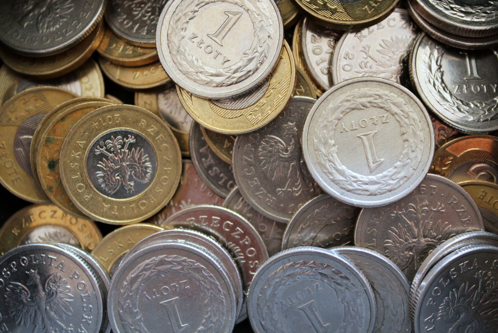 Canon EOS 1200D (EOS Rebel T5 / EOS Kiss X70 / EOS Hi) sample photo. Buck, dime, coins photography