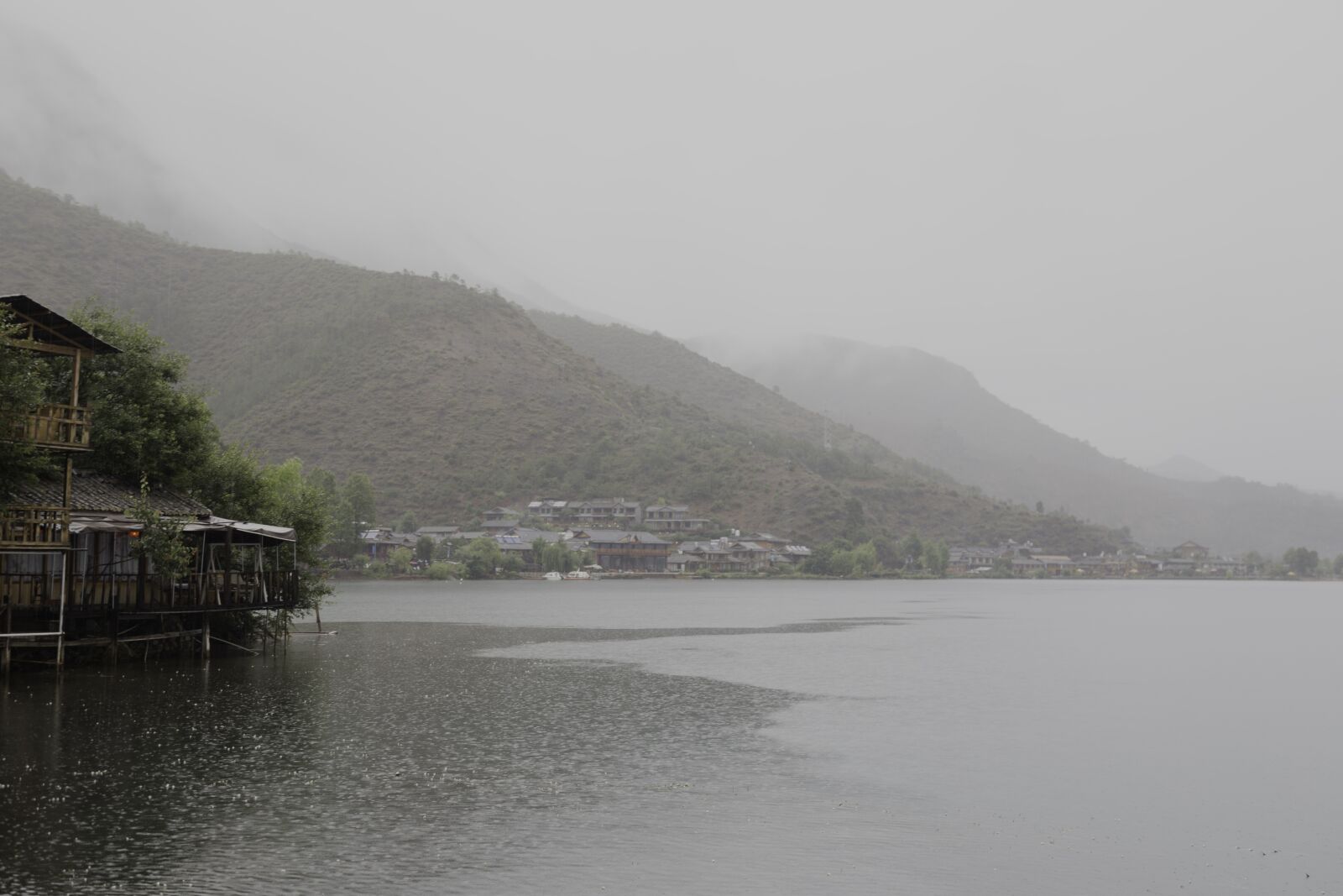 Canon EOS 6D + Canon EF 24-105mm F4L IS USM sample photo. Rain, lugu lake, empty photography