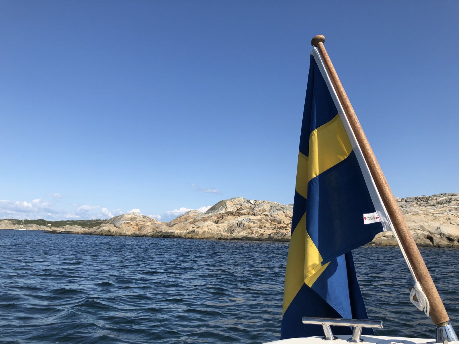 iPhone 8 back camera 3.99mm f/1.8 sample photo. Sweden, nature, the west photography