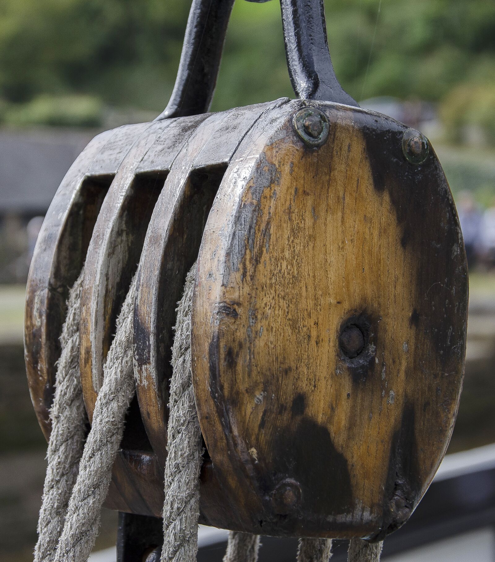 Nikon D7000 sample photo. Rope, wood, old photography