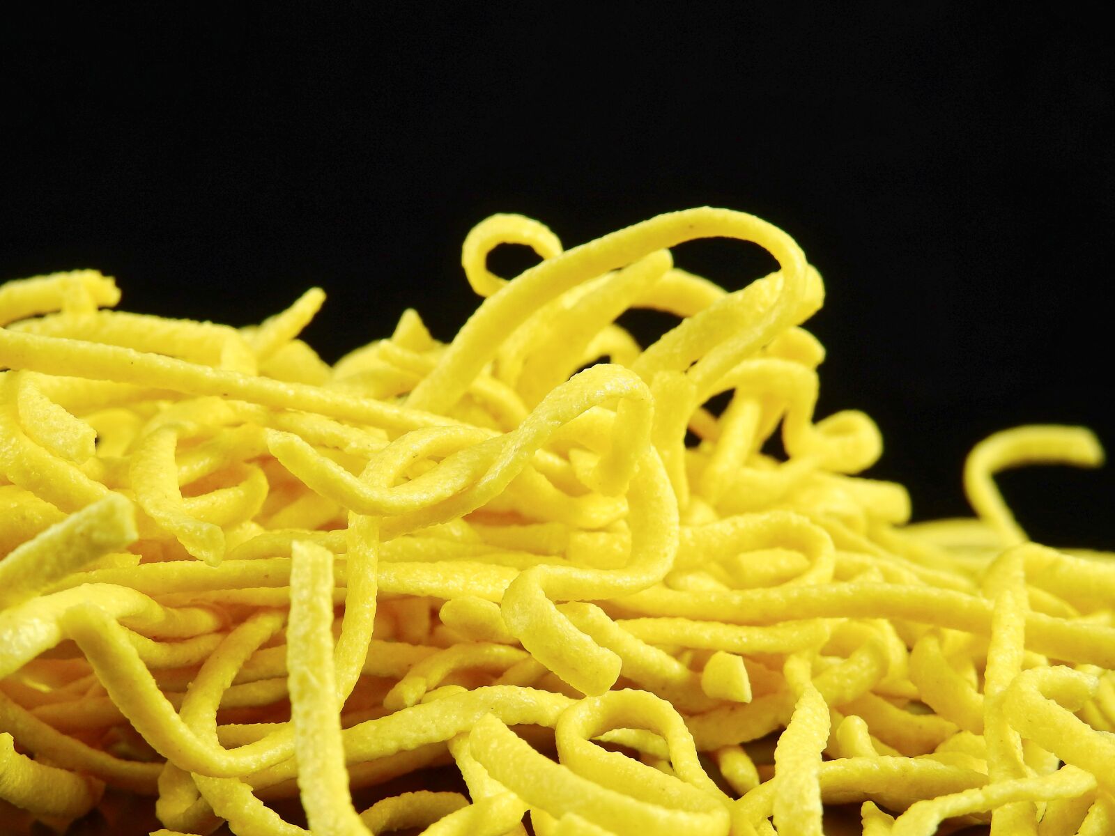 Nikon Coolpix P900 sample photo. Noodles, spätzle, dessert photography