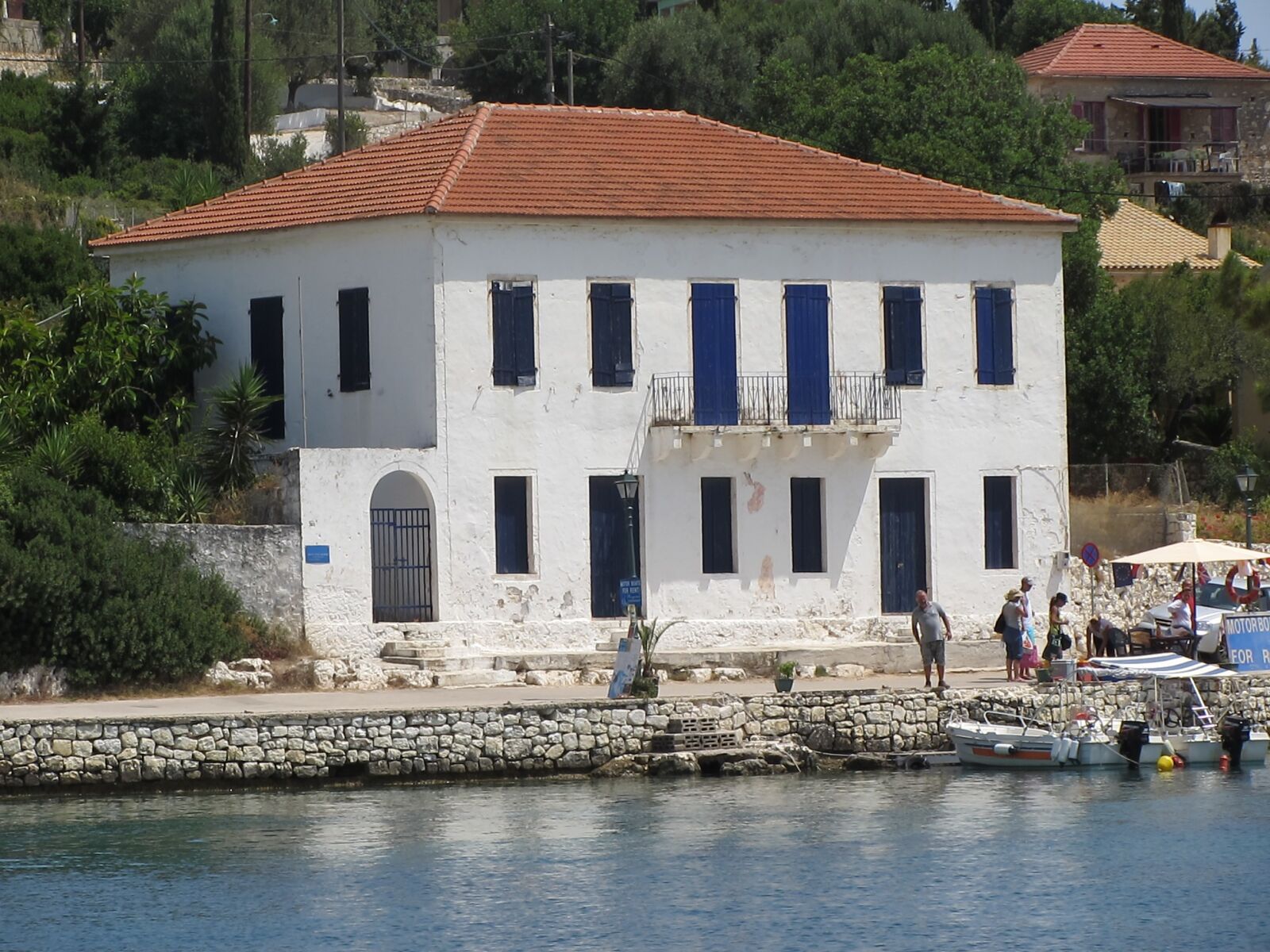 Canon PowerShot SX220 HS sample photo. House, greece, port photography