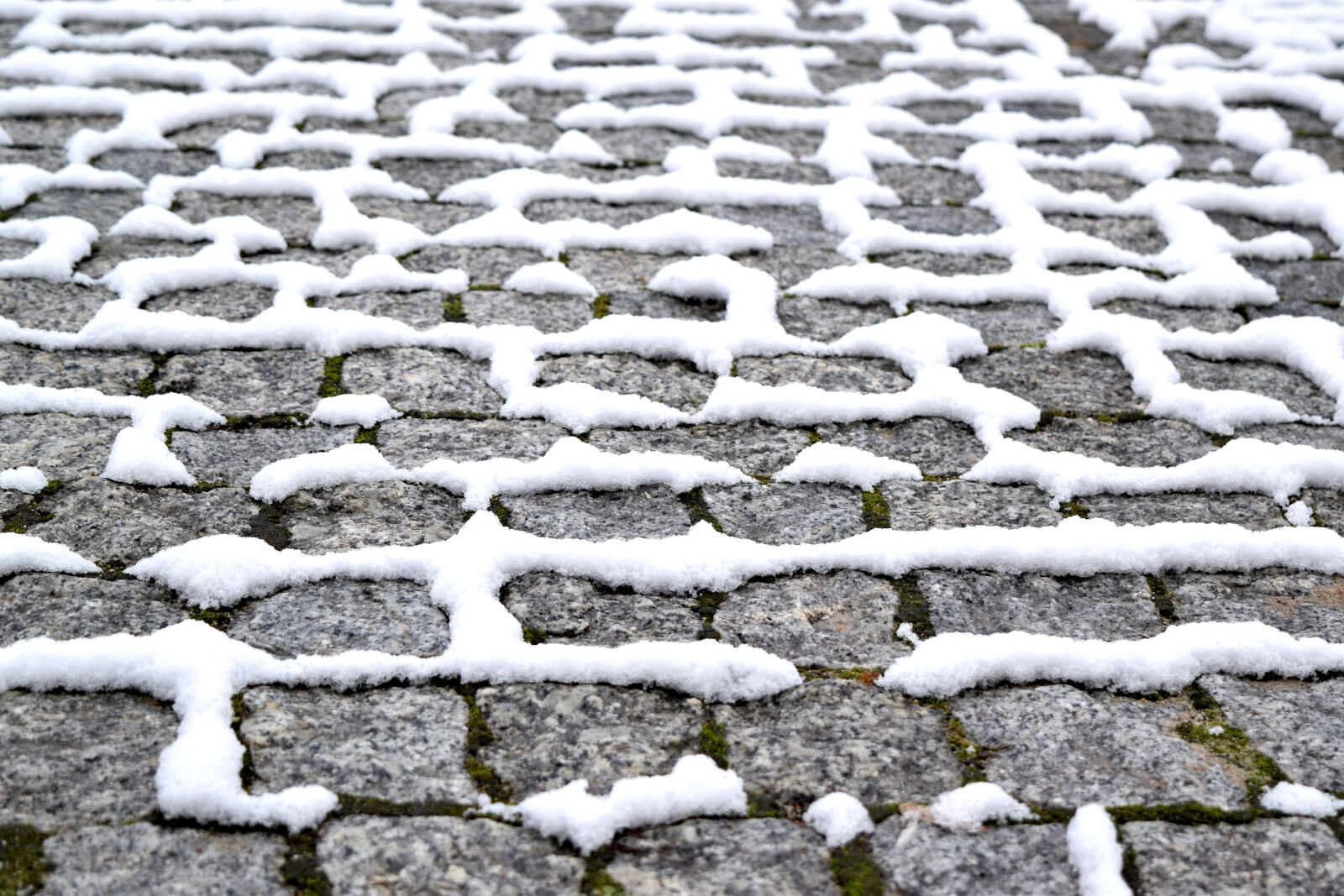Nikon D3300 sample photo. Driveway, snow, winter photography