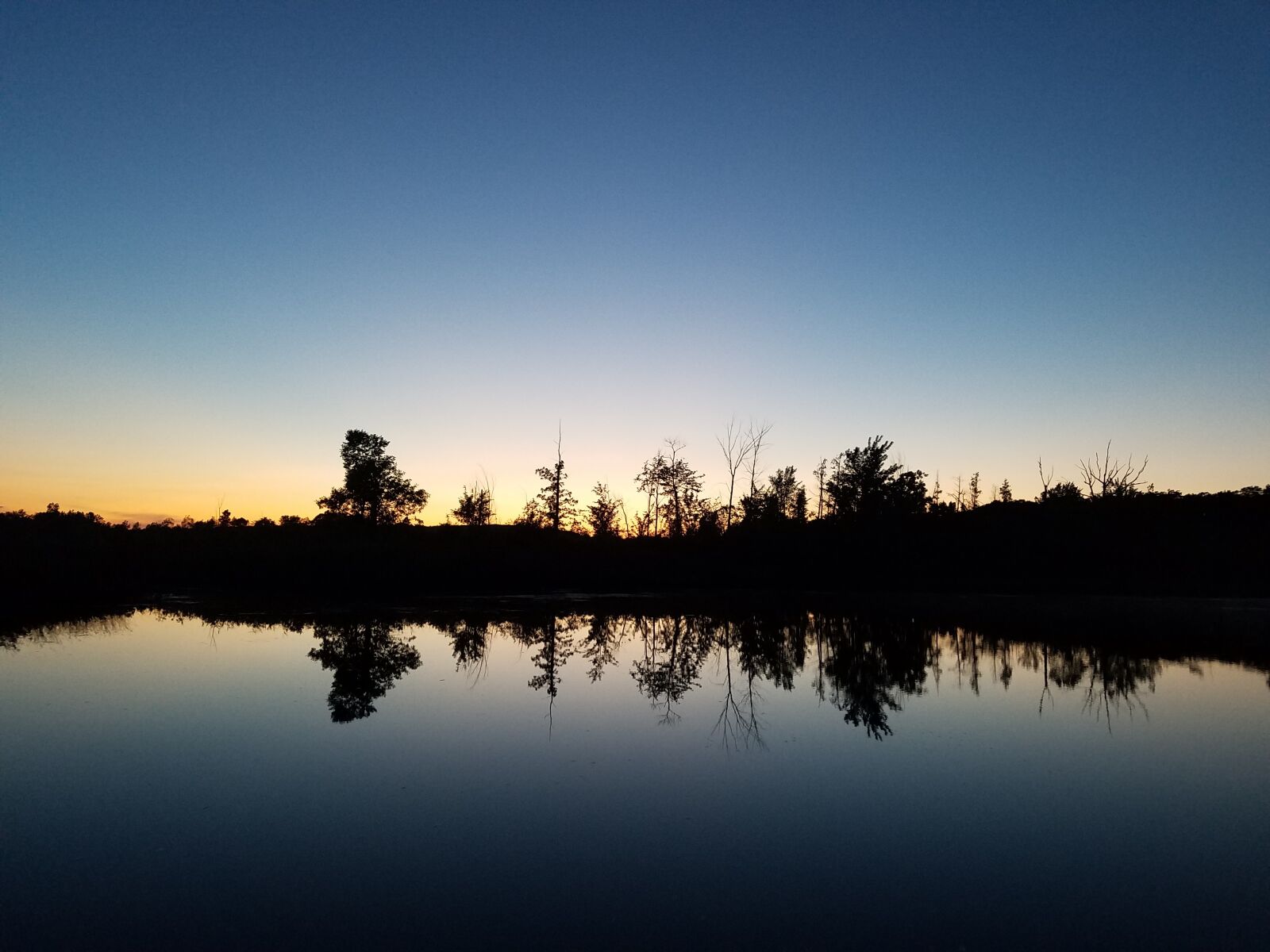 Samsung Galaxy S7 sample photo. Sunset, lake, shadow photography
