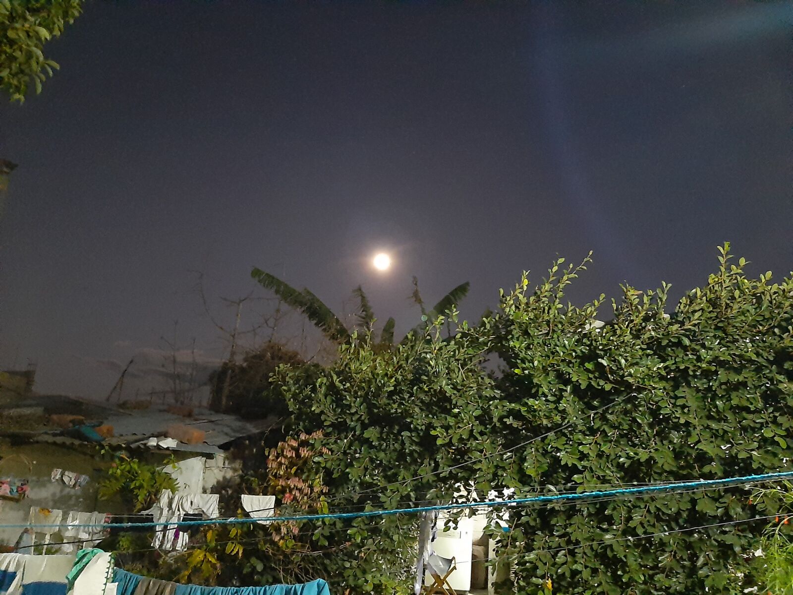 Samsung Galaxy A50 sample photo. Moon, night photography