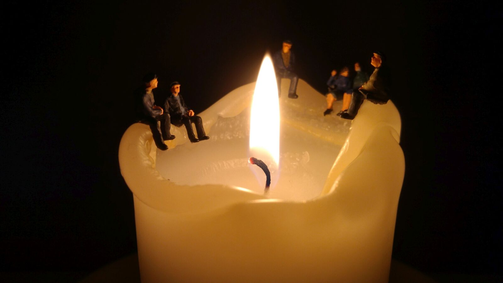 Motorola Moto G (4) sample photo. Miniature figures, personal, candle photography