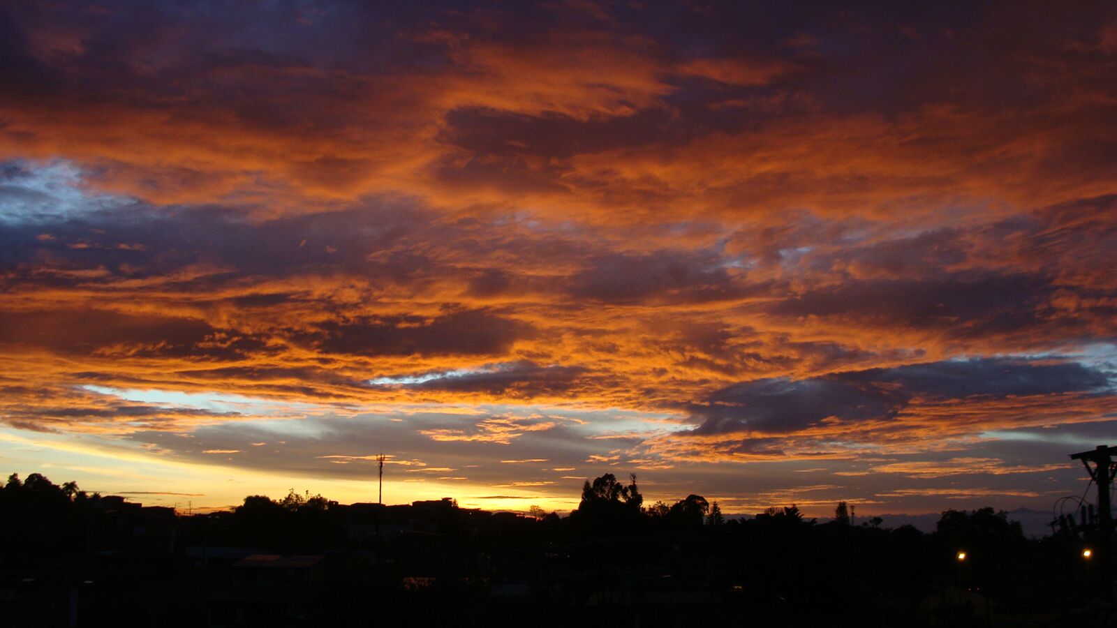 Sony Cyber-shot DSC-H10 sample photo. Sunset, dawn, panoramic photography