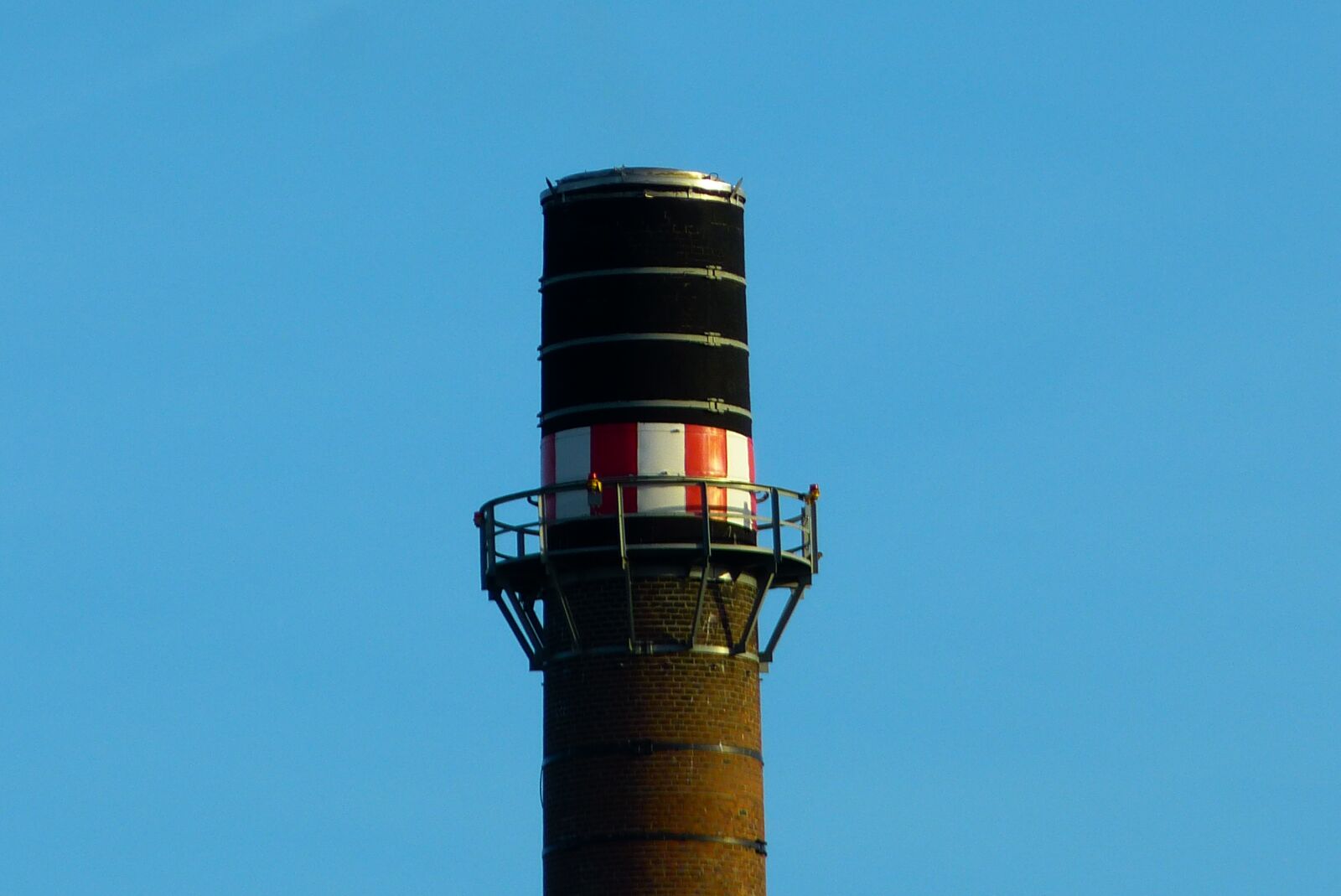 Panasonic Lumix DMC-FZ150 sample photo. Tower, chimney, industry photography