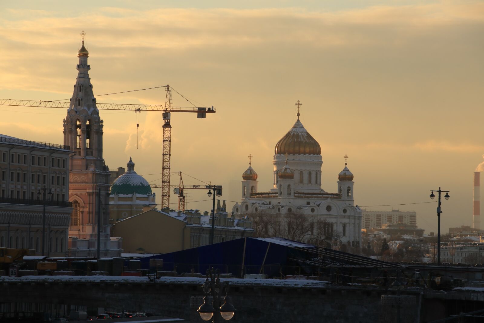 Canon EOS 77D (EOS 9000D / EOS 770D) sample photo. Moscow, sunset, river photography