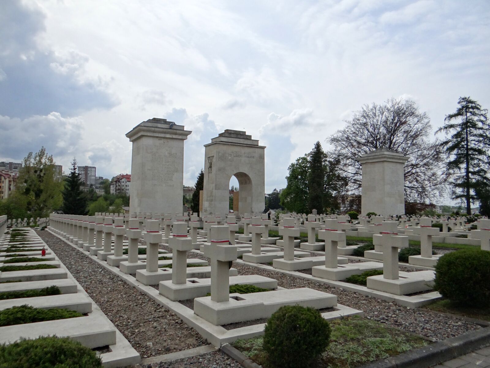 Sony DSC-HX200V sample photo. The cemetery of lw photography