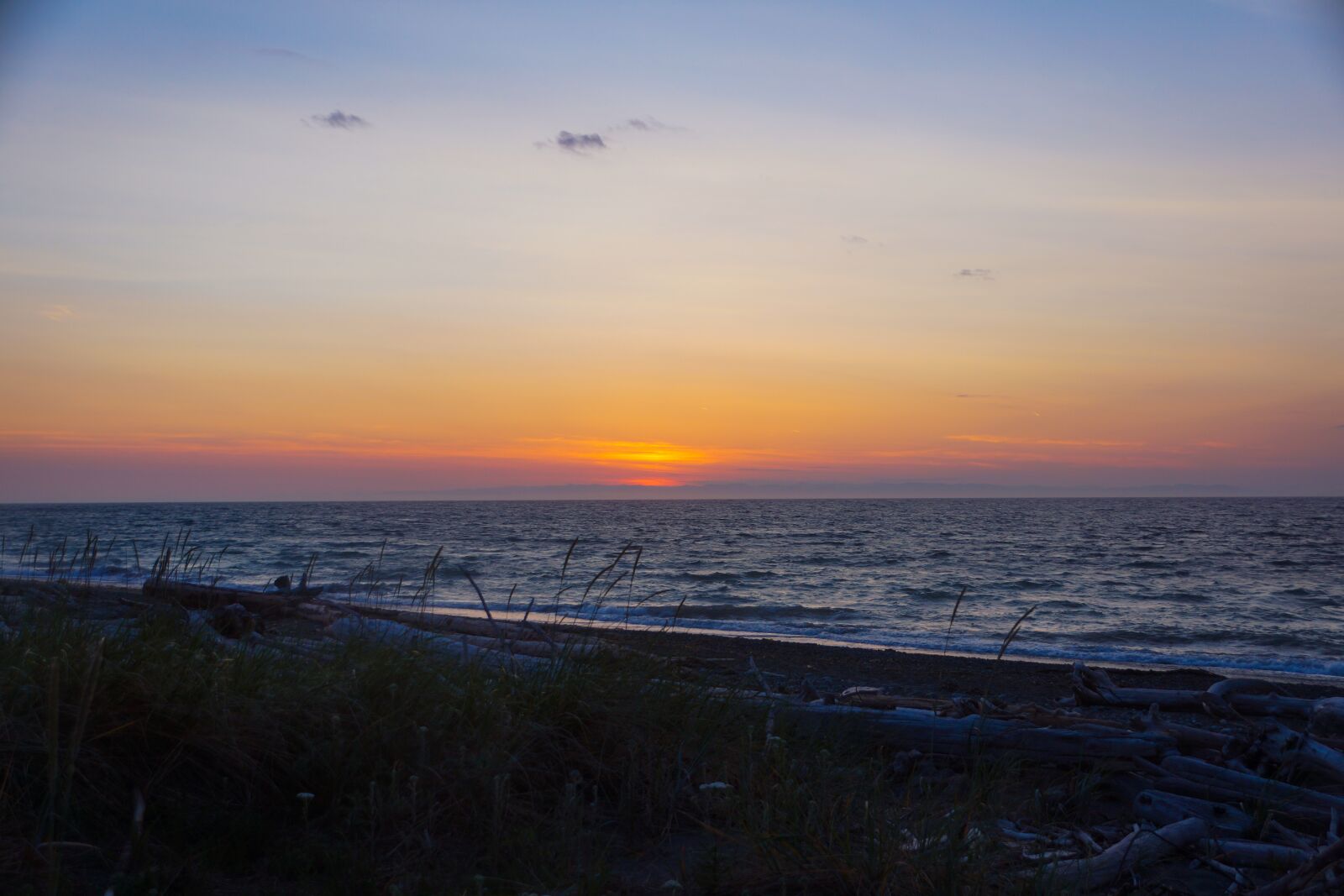 Sony DT 18-250mm F3.5-6.3 sample photo. Beach, sunset, ocean photography