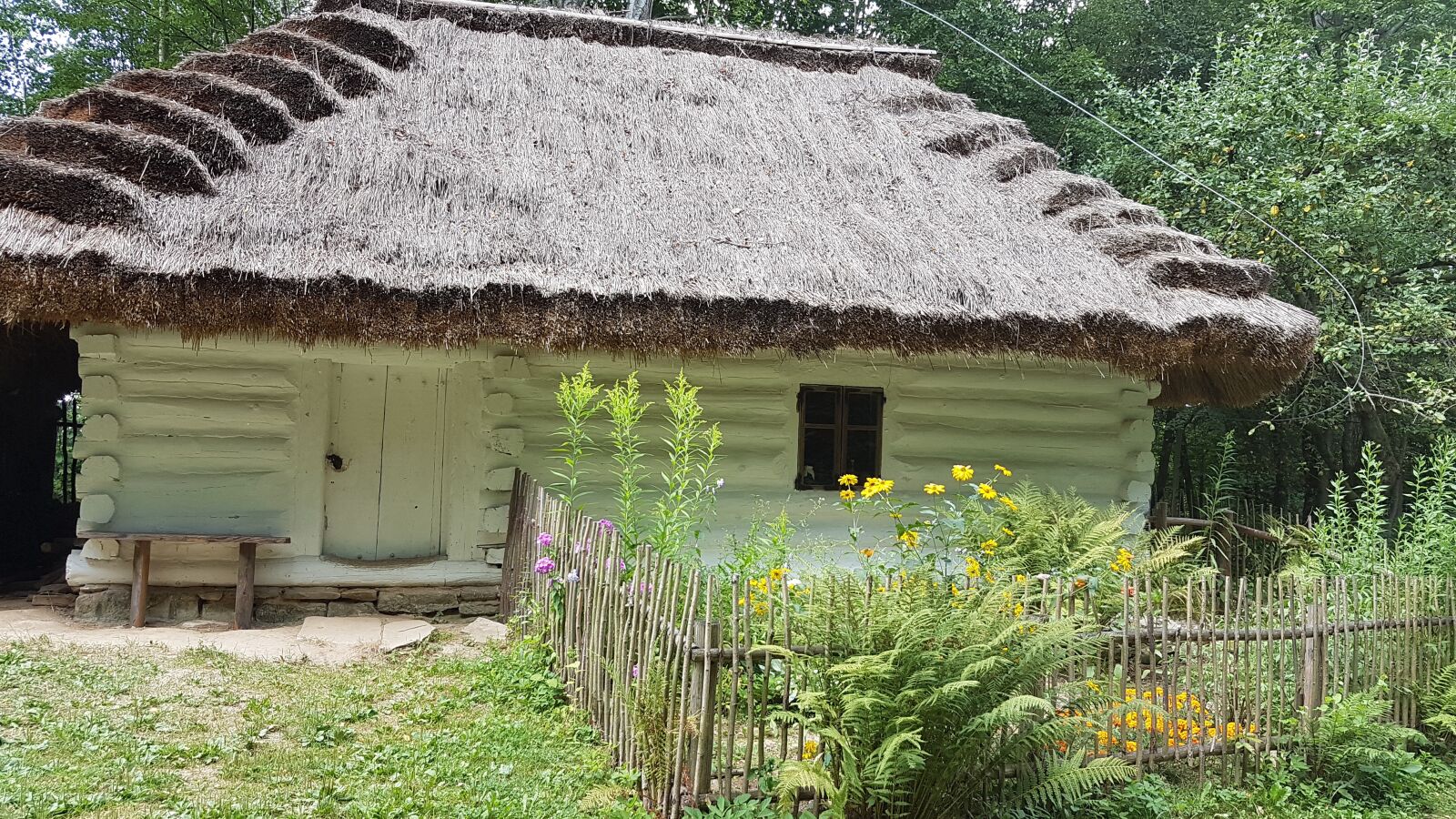 Samsung Galaxy S7 sample photo. House, home, old photography
