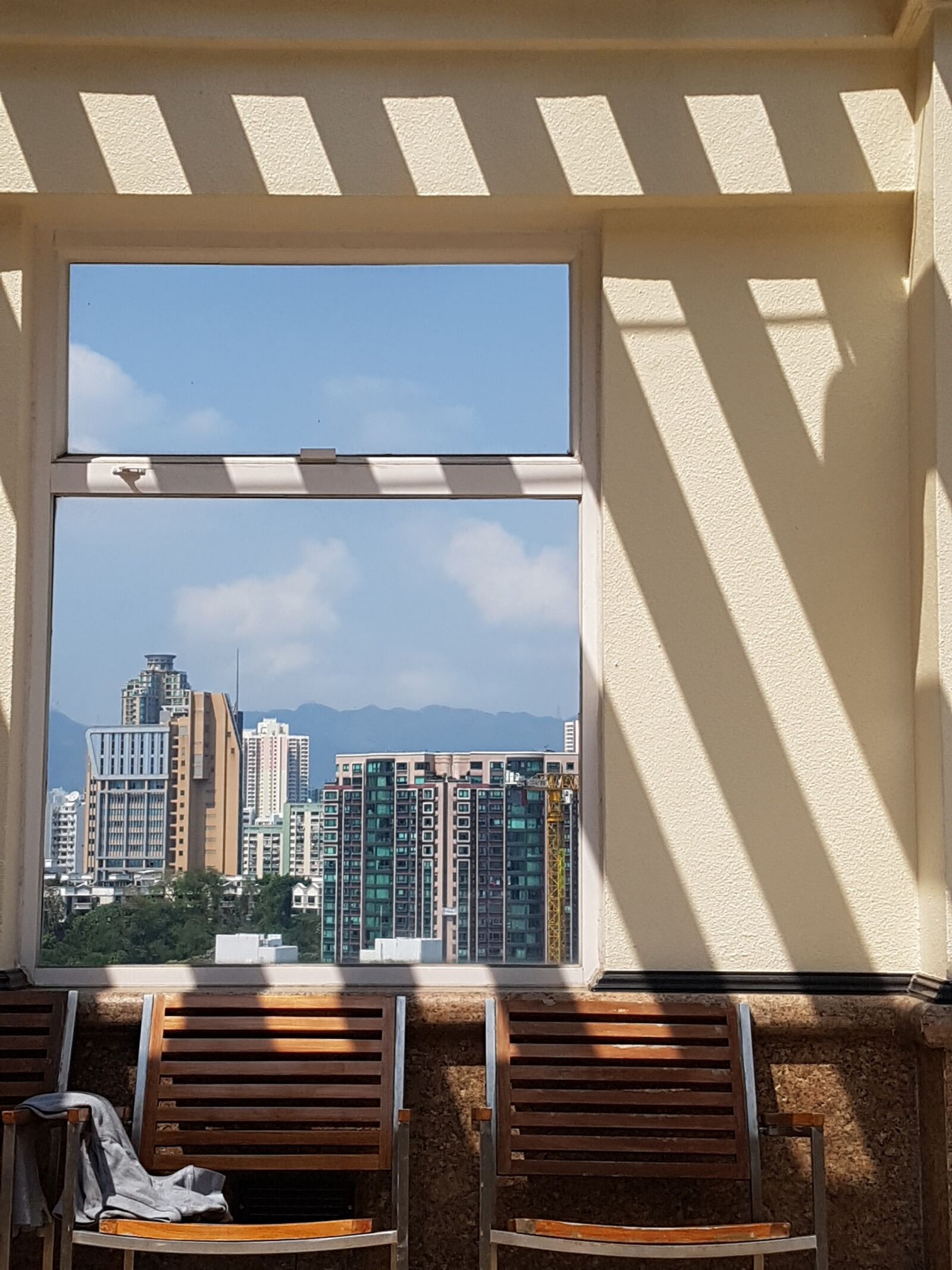 Samsung Galaxy S7 Edge sample photo. Hong kong, window, shadows photography