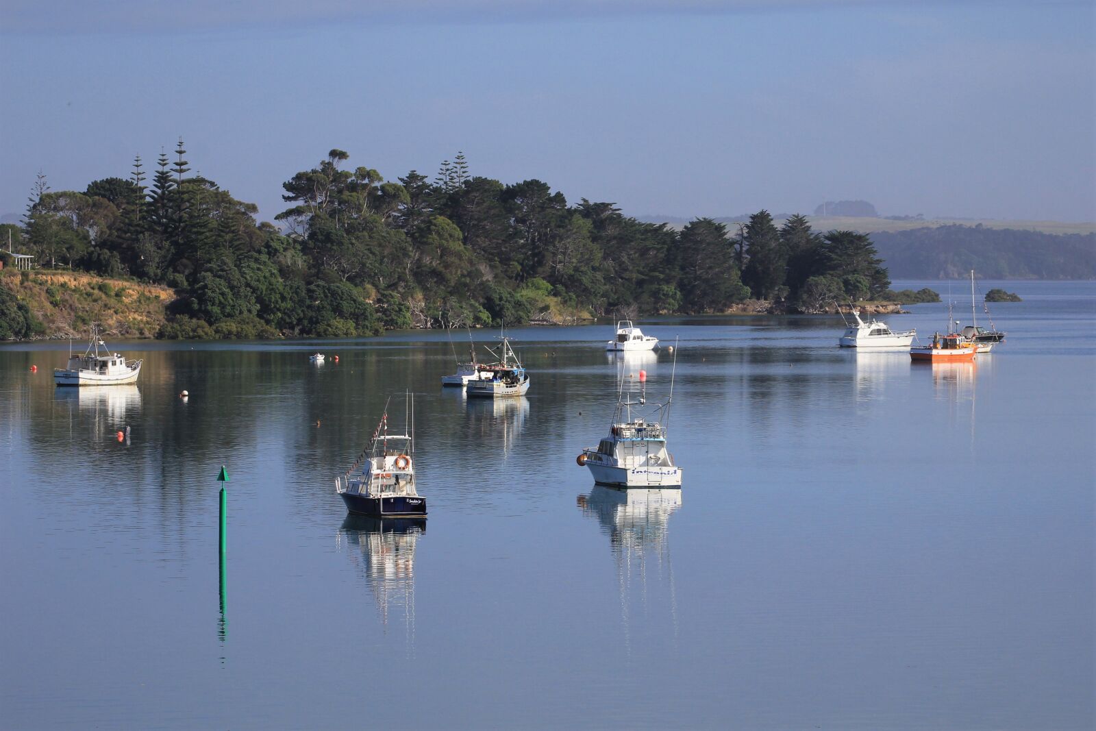 Canon EOS 60D + Canon EF 70-200mm F2.8L IS II USM sample photo. Boat, reflection, new zealand photography