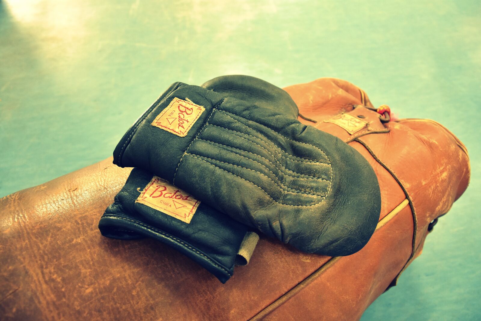 Nikon D7200 sample photo. Box, retro, training photography