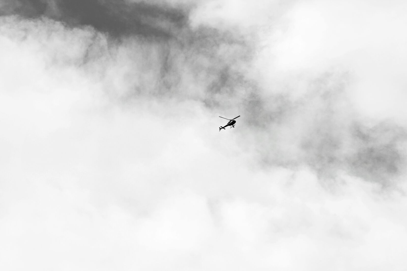 Canon EOS 5D Mark II sample photo. Flying, helicopter, chopper photography