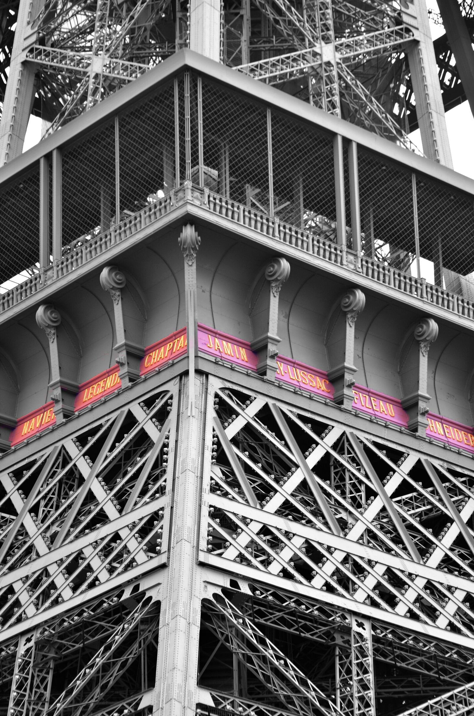 Nikon D5100 sample photo. Paris, towel, eifel photography