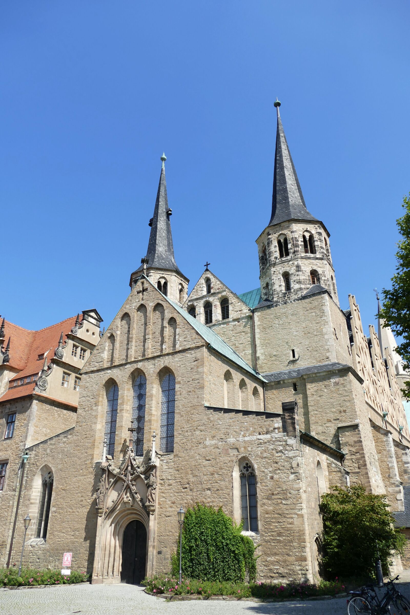 Panasonic Lumix DMC-FZ1000 sample photo. Merseburg, saxony-anhalt, historic center photography