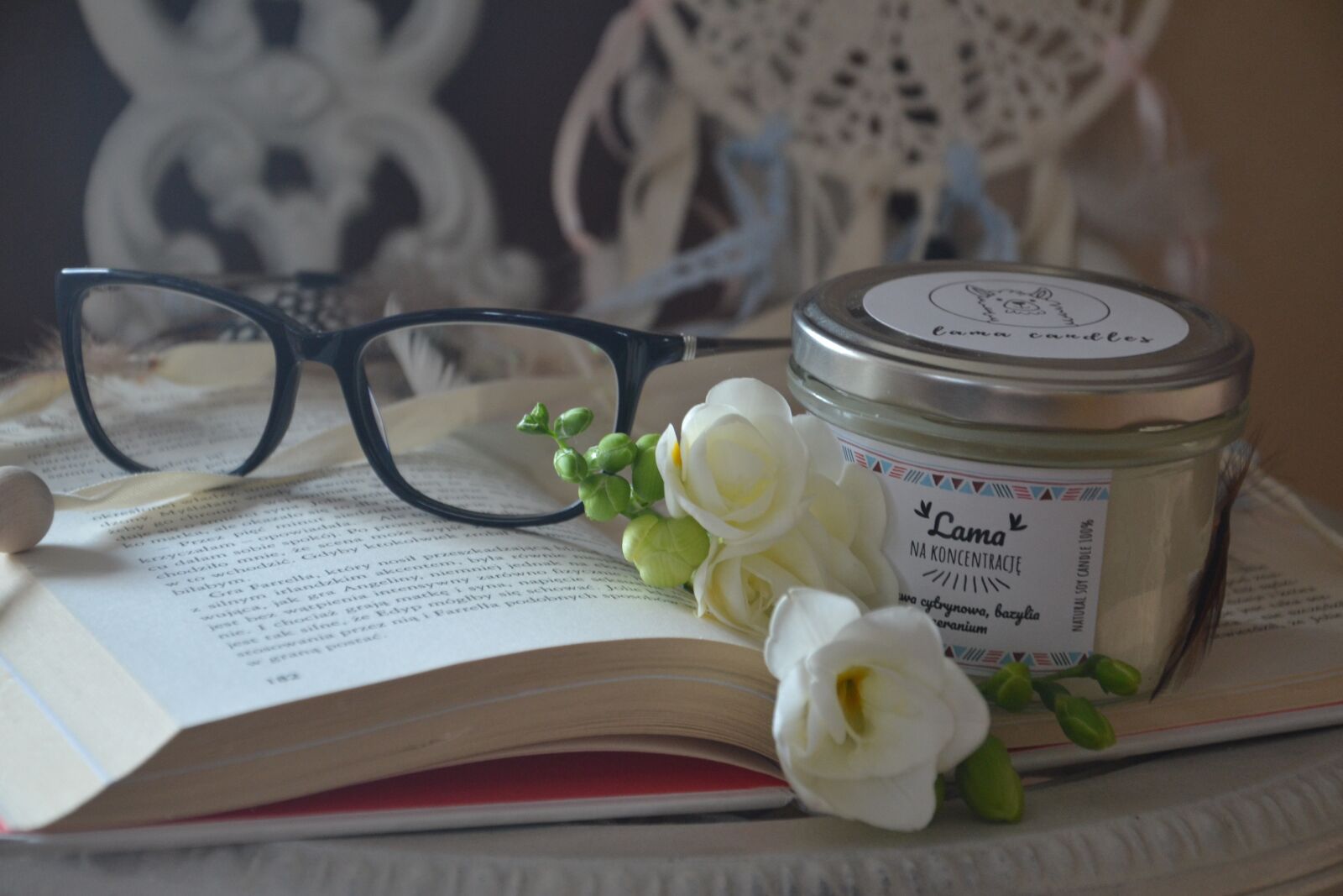 Nikon D3100 sample photo. Candles, flowers, boho photography
