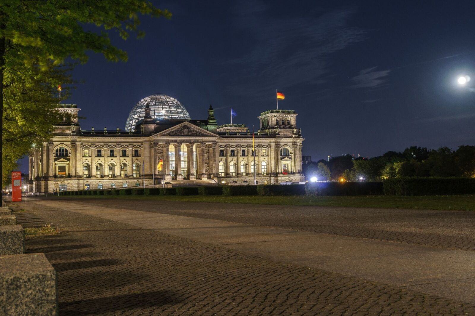 Sony a6000 sample photo. Berlin, reichstag, capital photography