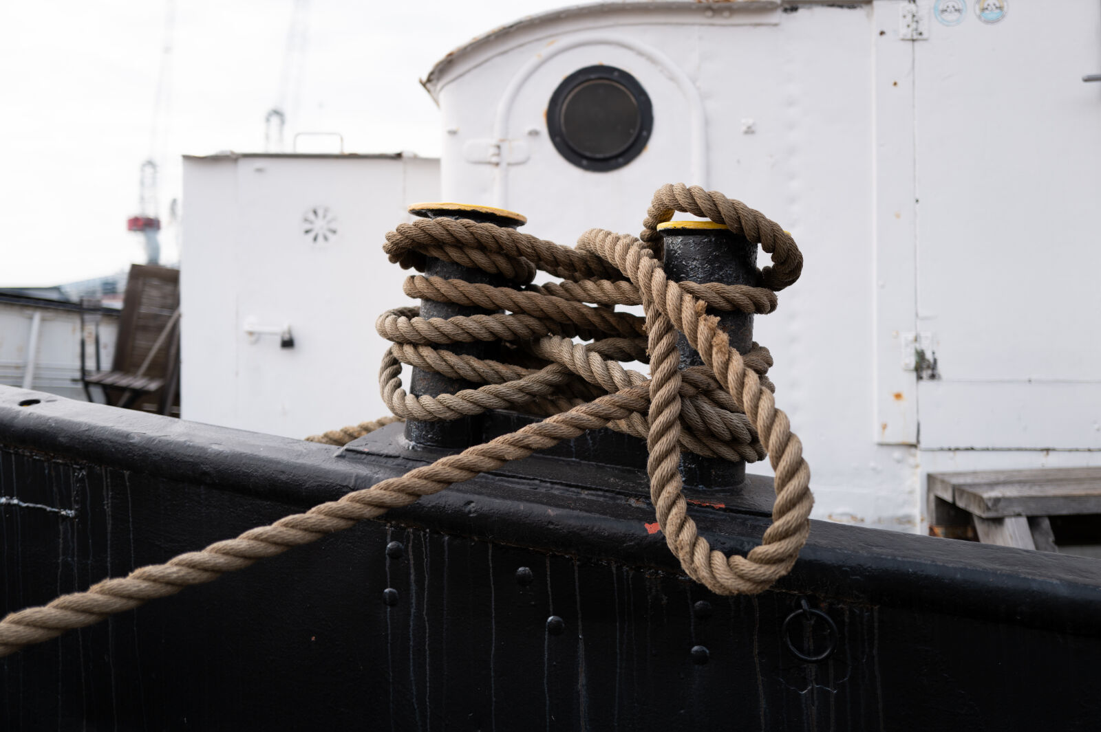 SUMMILUX 1:1.7/28 ASPH. sample photo. Boat rope photography