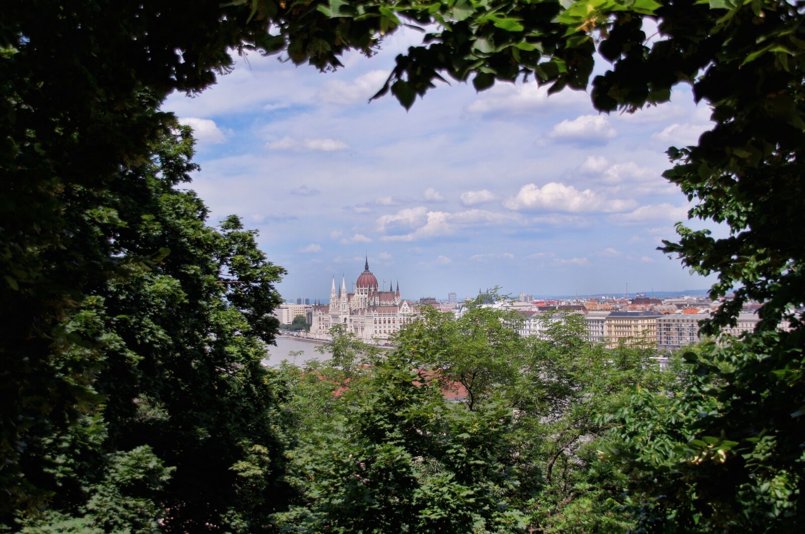 Sony Alpha DSLR-A580 sample photo. Panorama, budapest, city photography