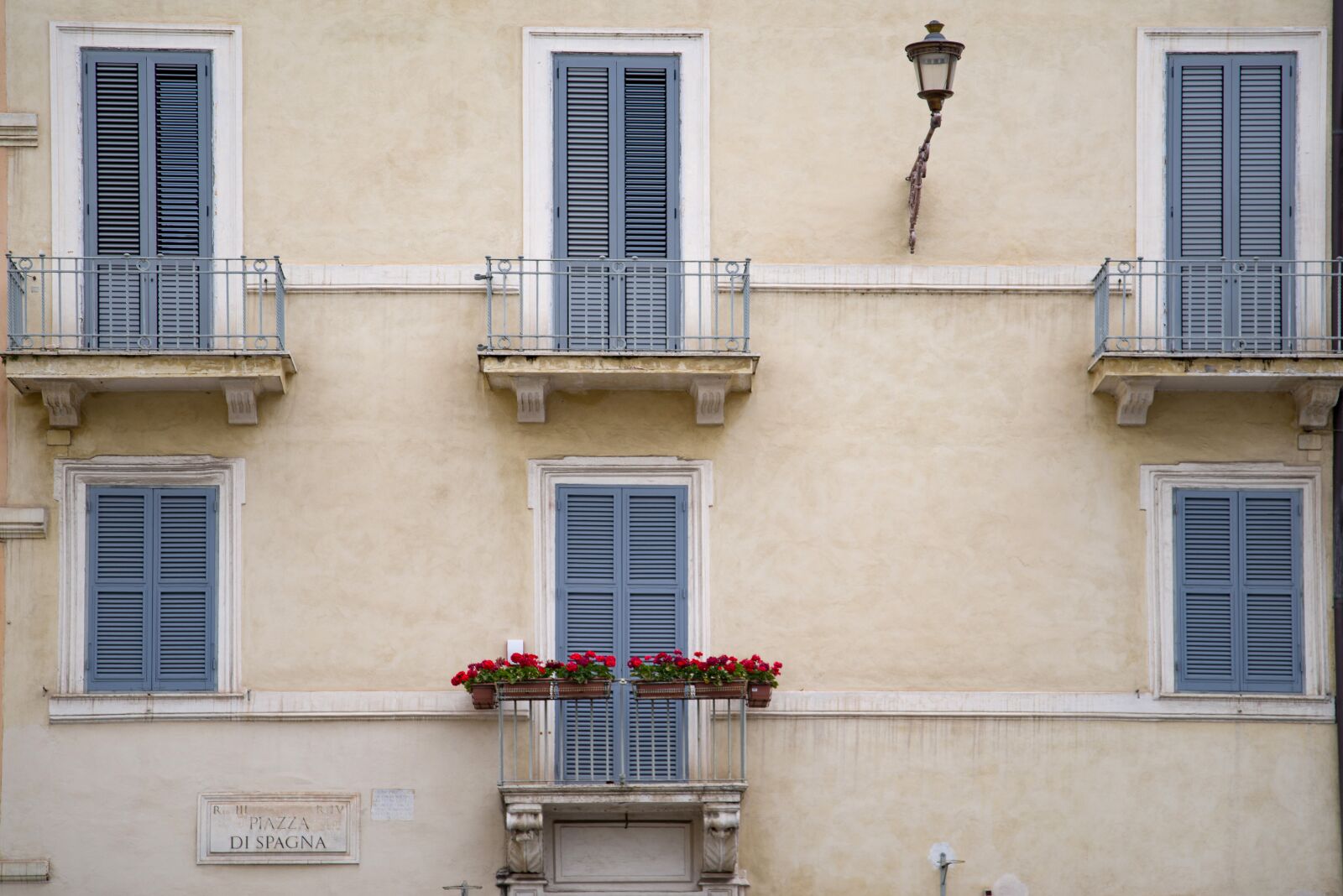 Pentax K-1 Mark II sample photo. Building, facade, home photography
