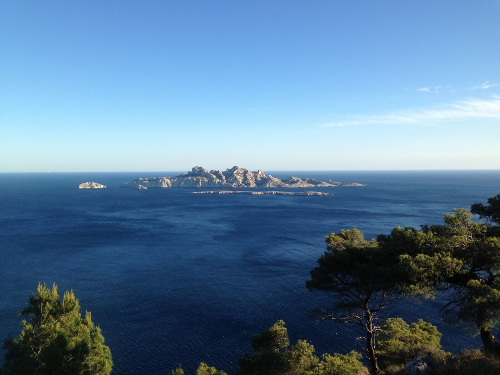 iPhone 5c back camera 4.12mm f/2.4 sample photo. Ile, creeks, mediterranean photography