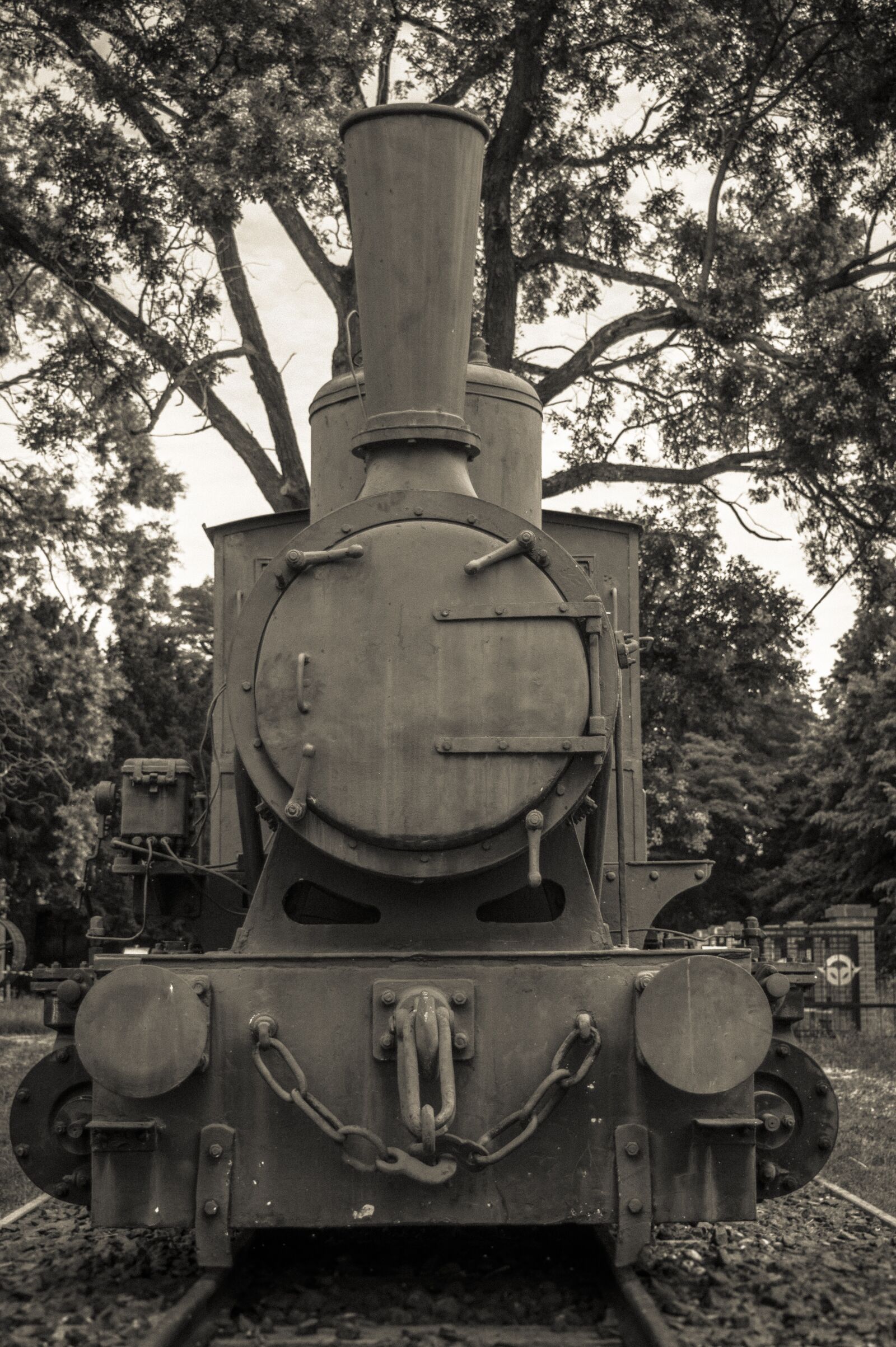 Nikon D3200 sample photo. Train, museum, black photography