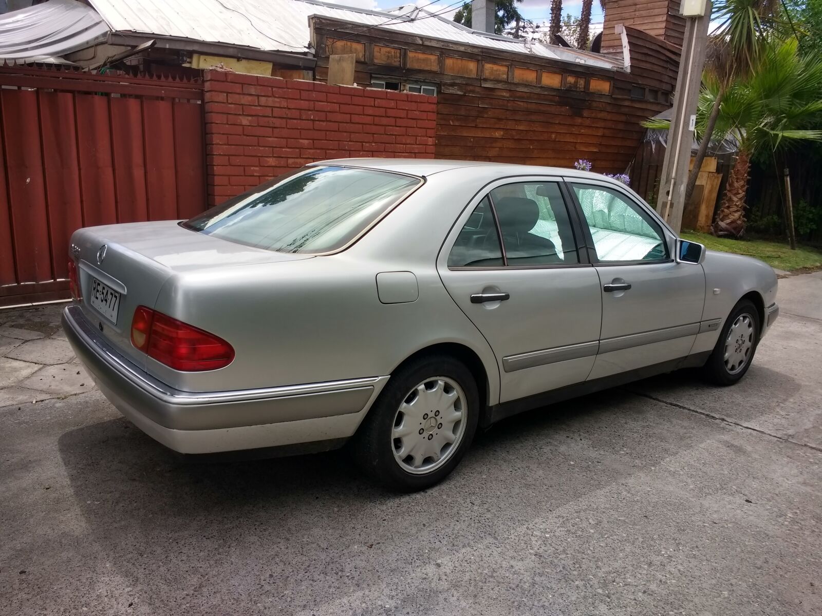 Motorola Moto G (4) sample photo. Benz, luxury, car photography