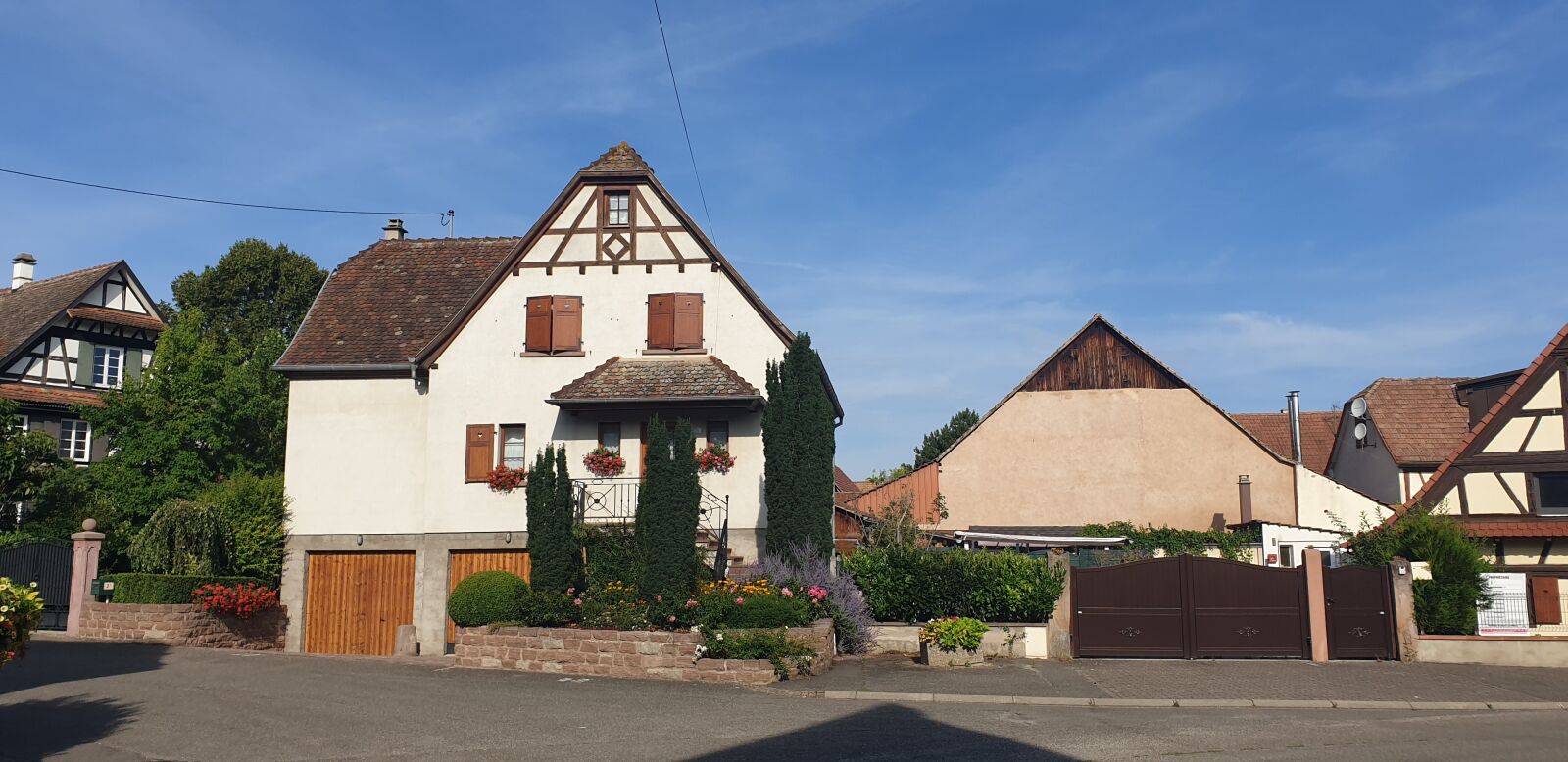 Samsung Galaxy S9+ sample photo. Tradition, alsace, village photography