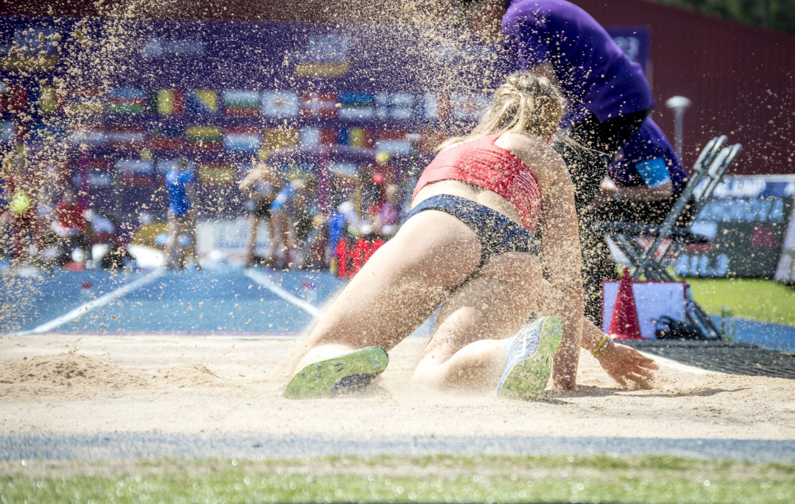 Nikon D3200 sample photo. In the long jump photography