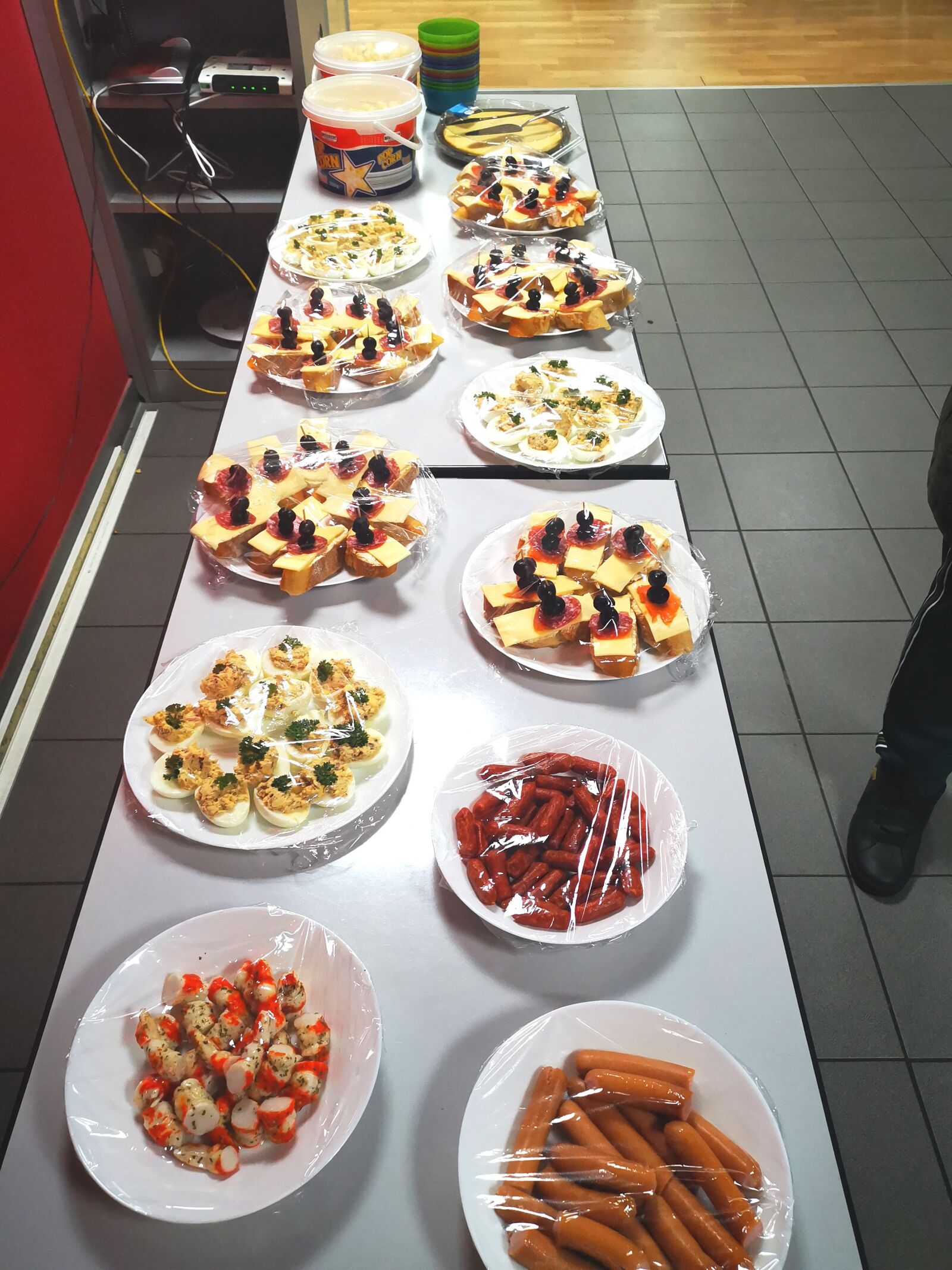 HUAWEI HMA-L29 sample photo. Birthday, table, festival photography