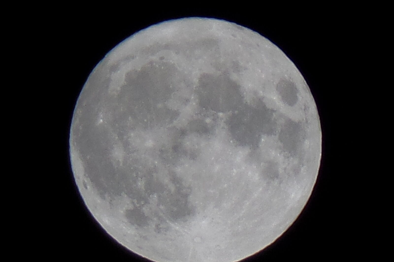 Samsung WB350F/WB351F/WB352F sample photo
