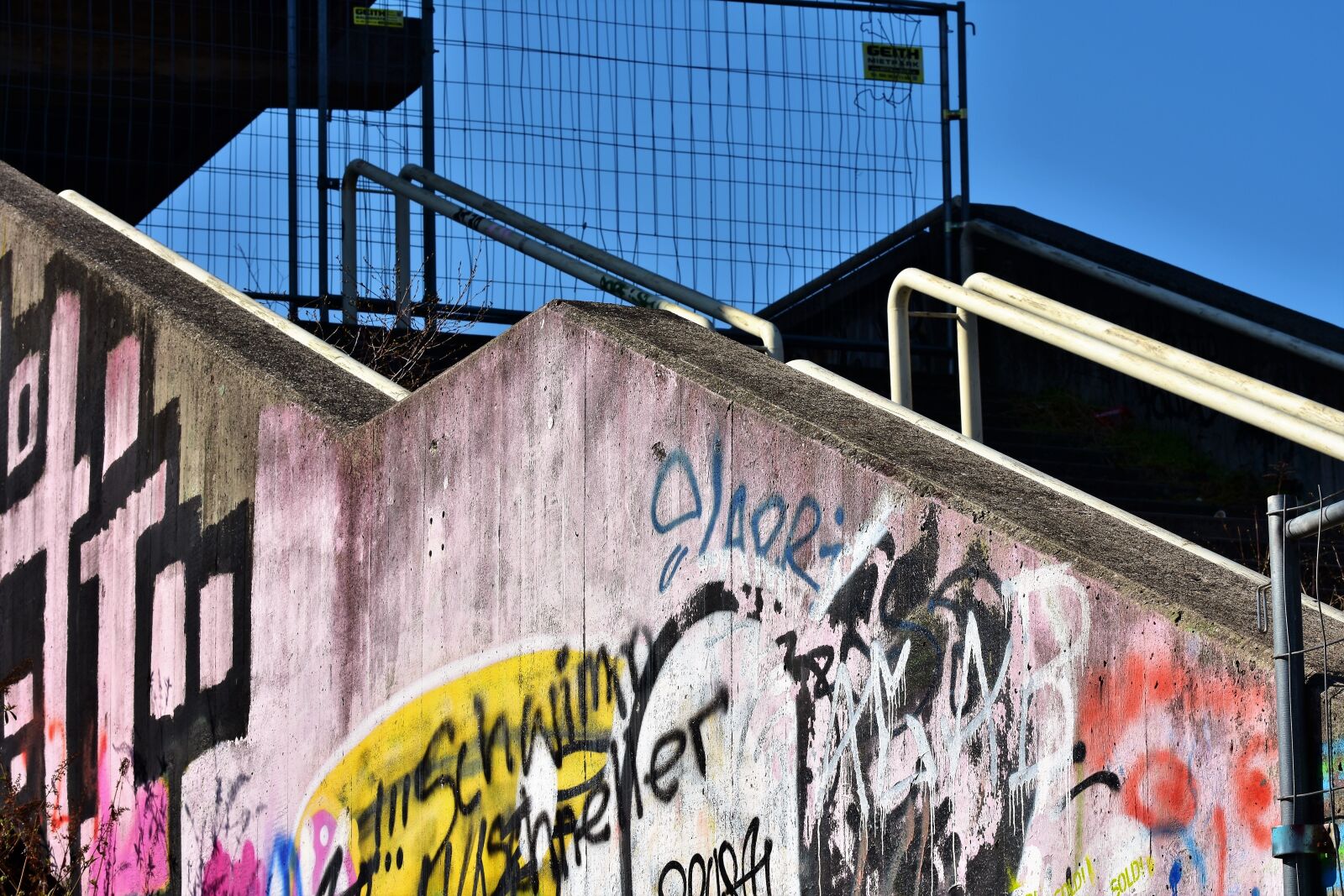 Nikon D7200 sample photo. Grafitti, lost places, abandoned photography